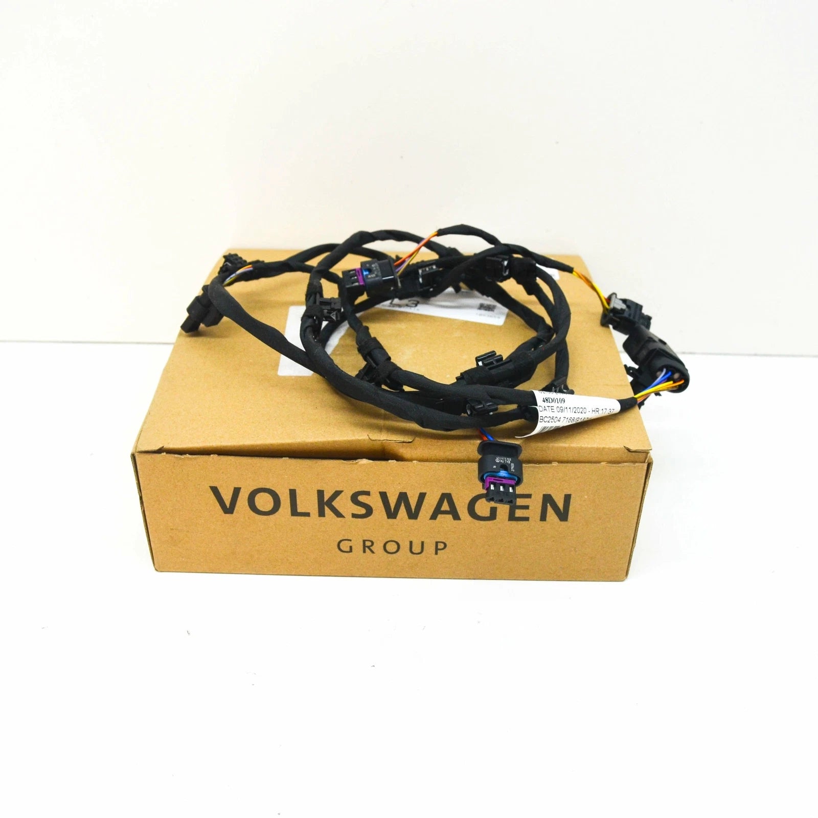 NEW VOLKSWAGEN T-CROSS C11 FRONT BUMPER PDC WIRING SENSOR 2GM971095