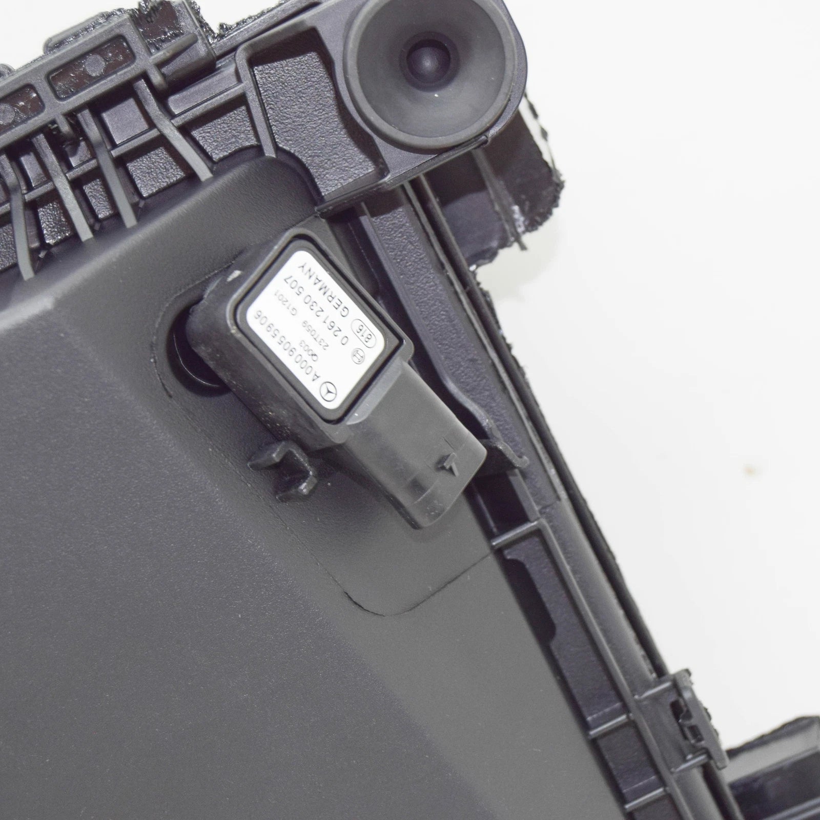 NEW MERCEDES-BENZ GLE W166 AIR FILTER BOX RIGHT A2760904001 ORIGINAL