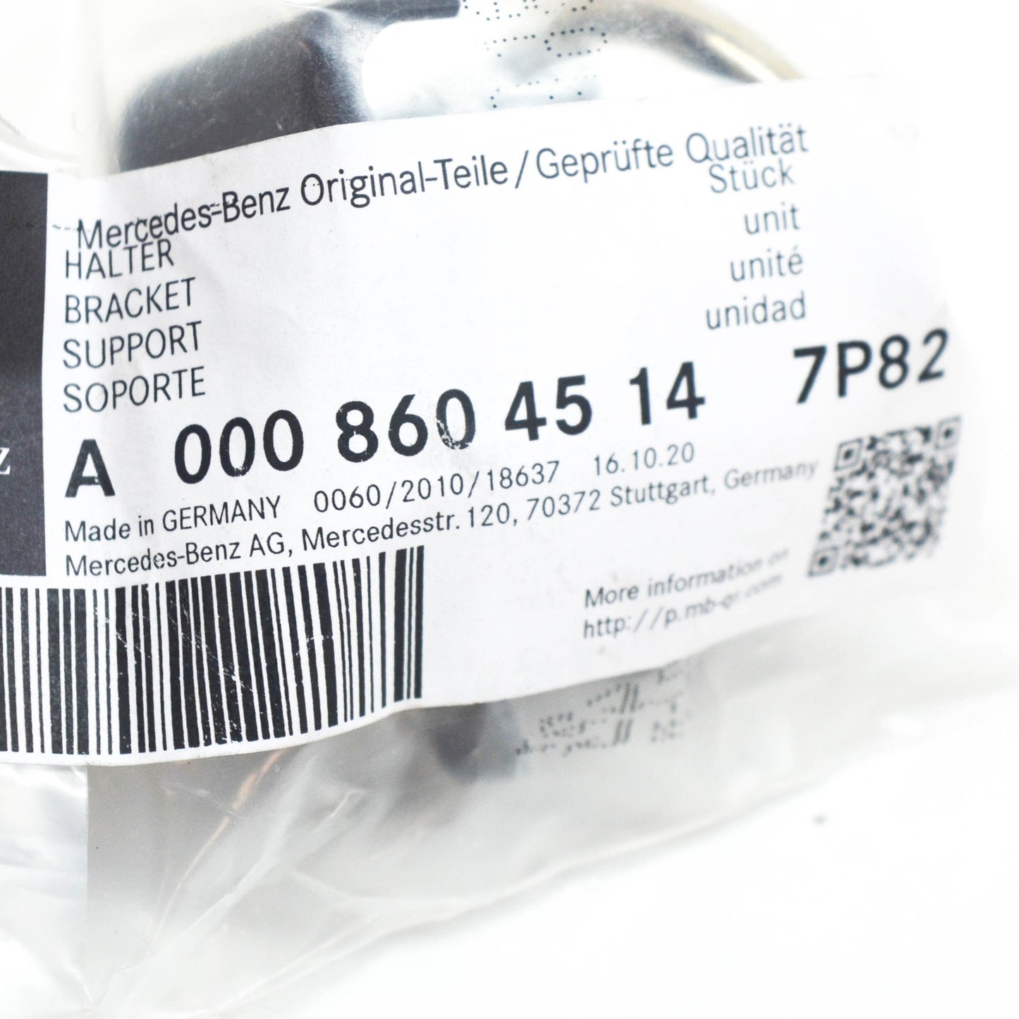 NEW MB C W205 LOAD COMPARTMENT LUGGAGE BRACKET FRONT A00086045147P82 ORIGINAL