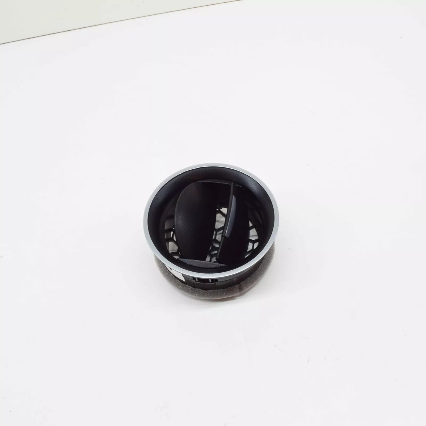 NEW VOLKSWAGEN UP DASHBOARD AIR VENT 1S0819703CITZ