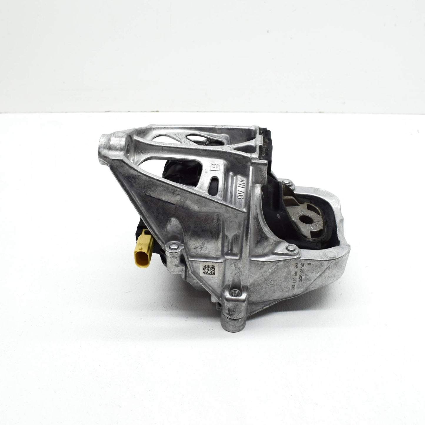 new audi q5 fy left side engine mount 4m0199371gk original