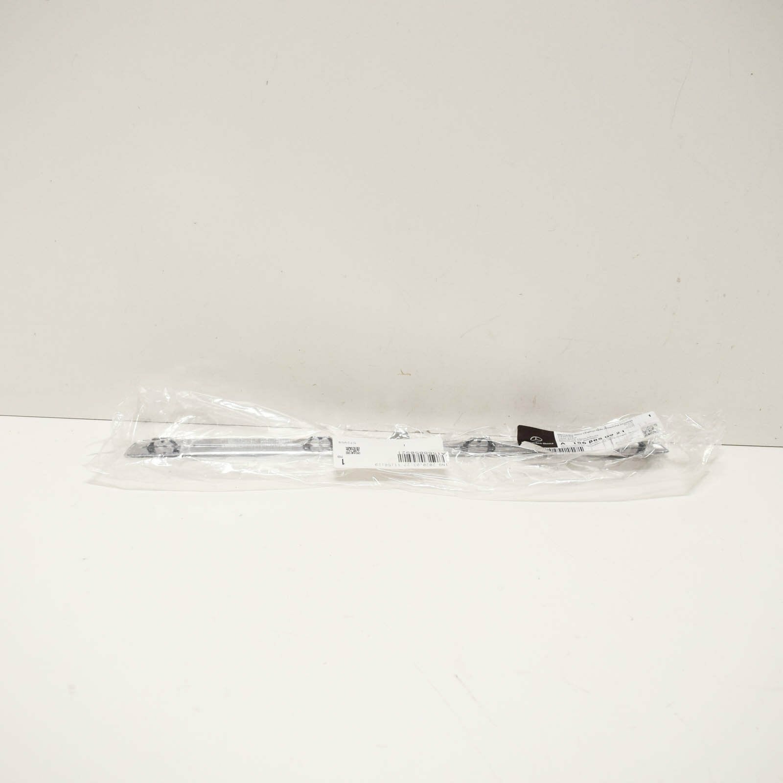 NEW MB GLA X156 RADIATOR GRILLE SHELL LEFT TOP TRIM A1568850921 ORIGINAL