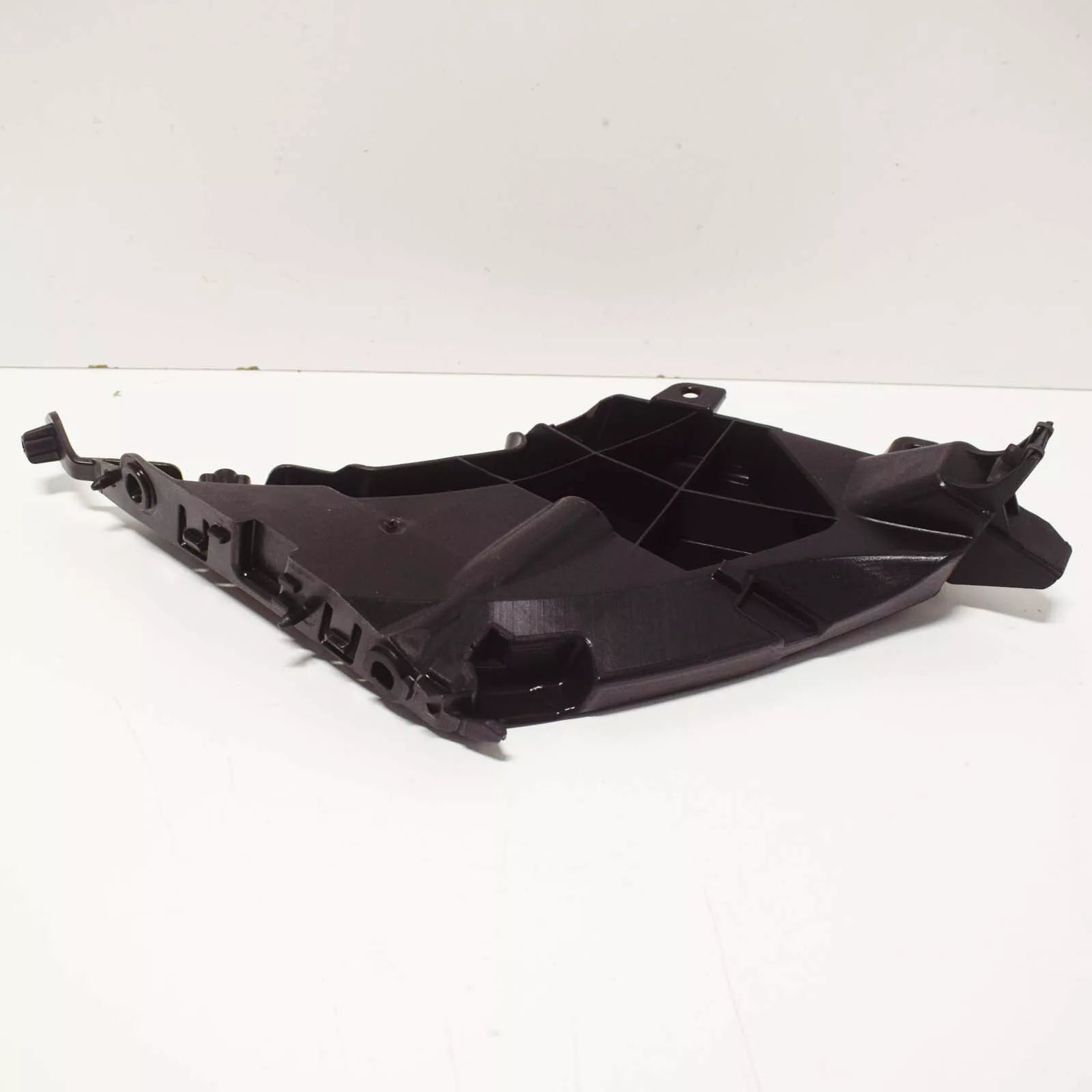 NEW AUDI A7 SPORTBACK 4G8 FRONT RIGHT BUMPER BRACKET 4G8807284C ORIGINAL