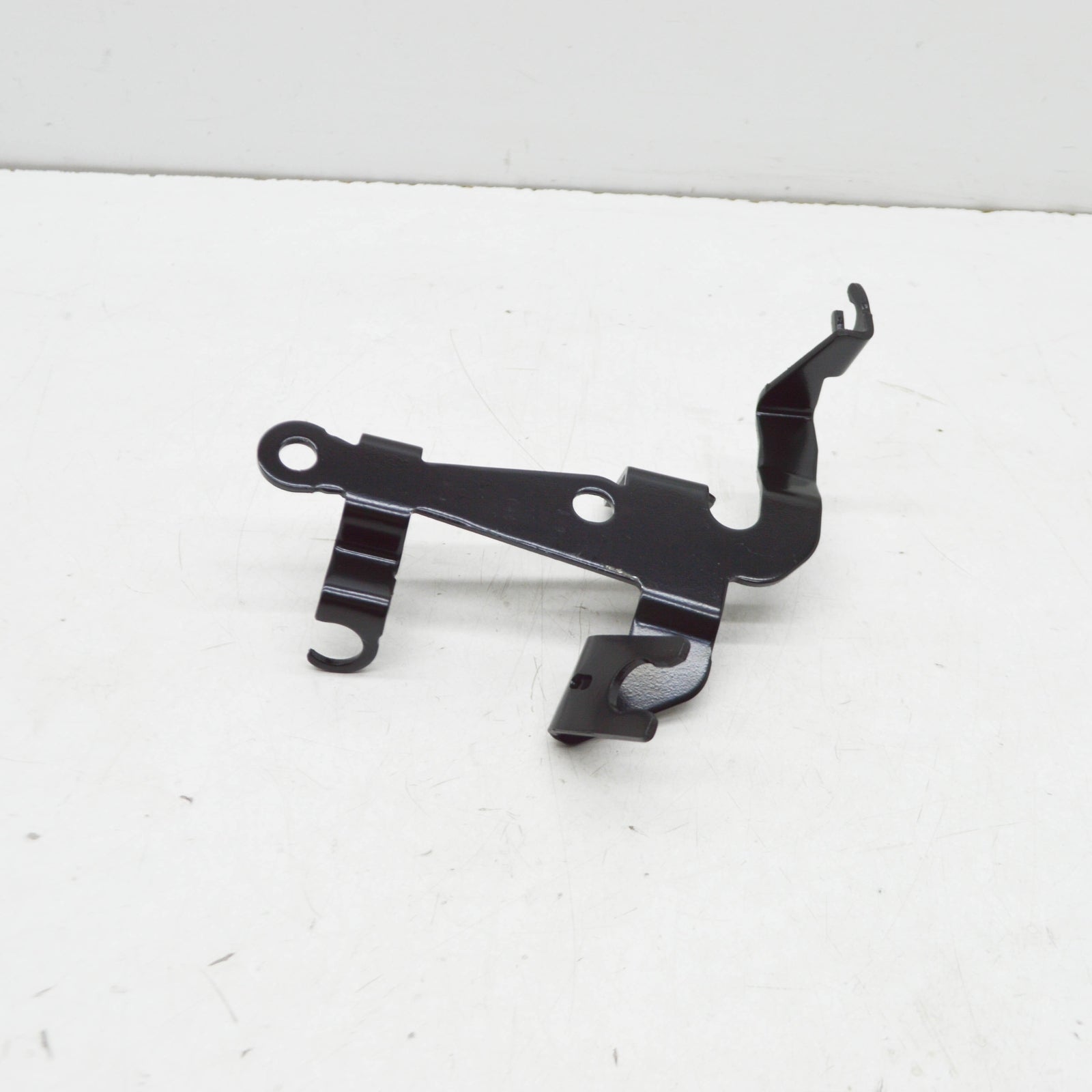 NEW AUDI A6 AVANT C8 RIGHT BRAKE HOSE RETAINER 4K0611846K ORIGINAL