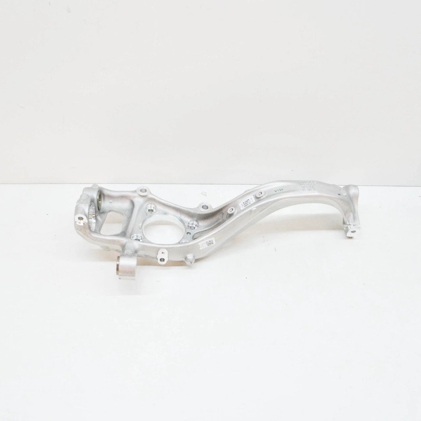 NEW AUDI Q7 4M FRONT LEFT STEERING KNUCKLE 4M0407253K ORIGINAL