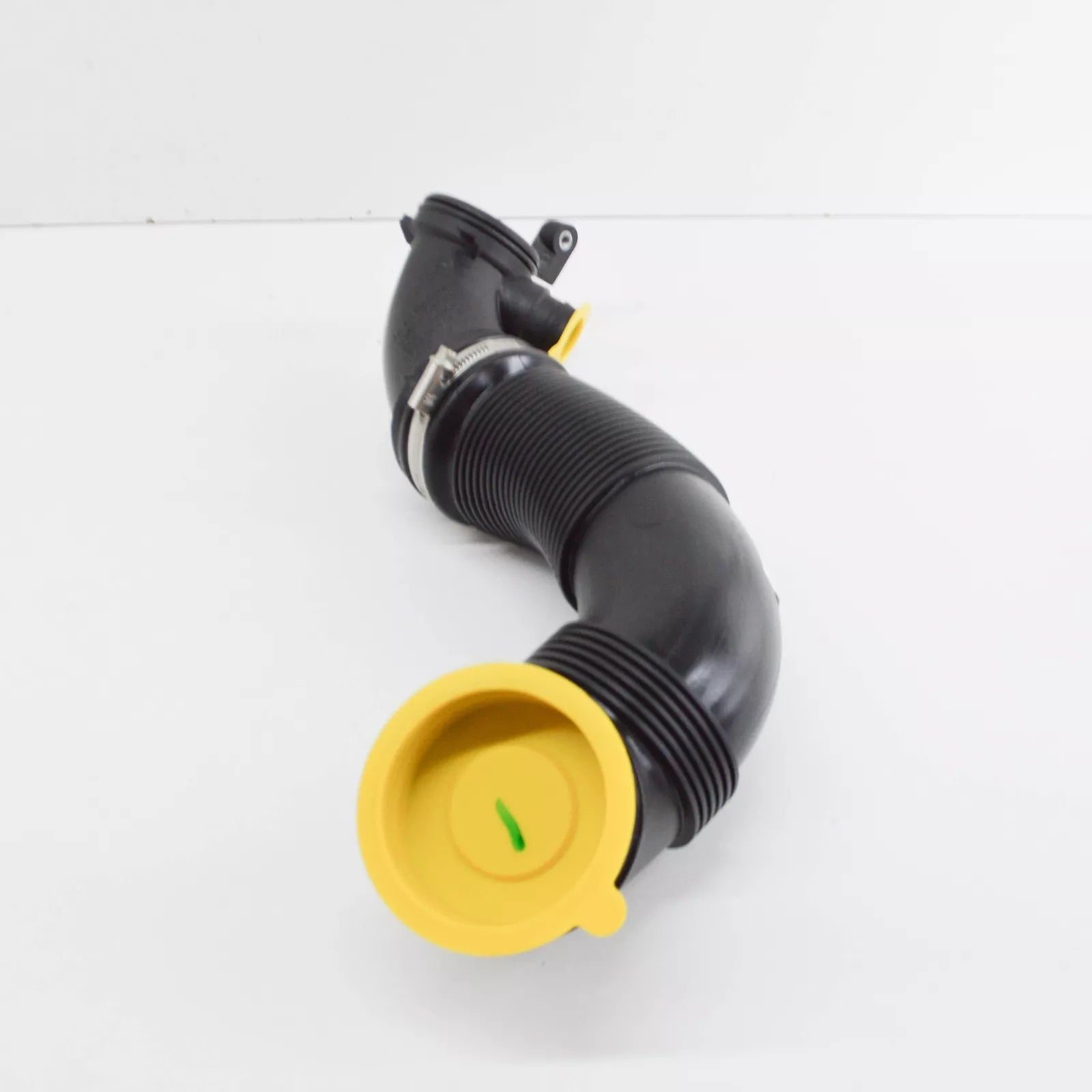 NEW VOLKSWAGEN TIGUAN AD AIR INTAKE TUBE 5QF129654K ORIGINAL