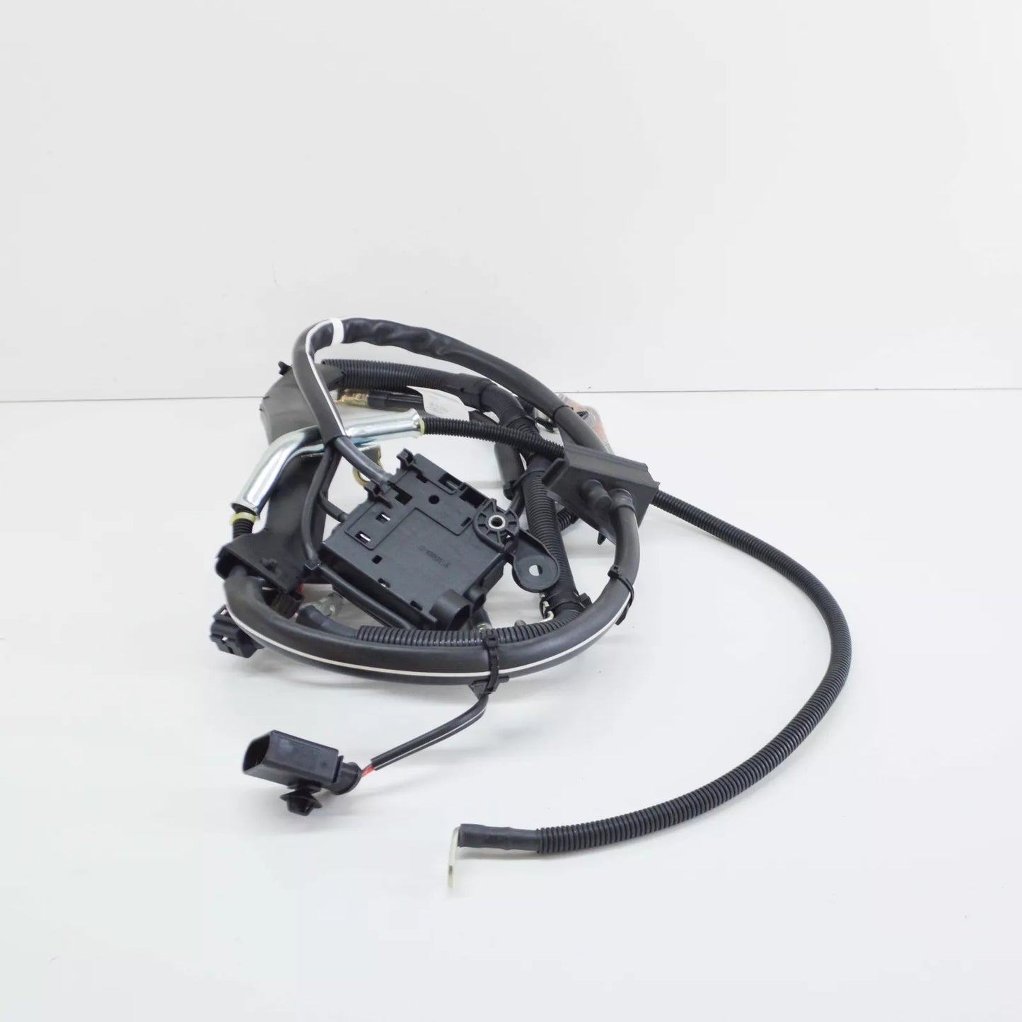 NEW AUDI A4 B8 STARTER AND ALTERNATOR WIRING SET 8K0971228 ORIGINAL