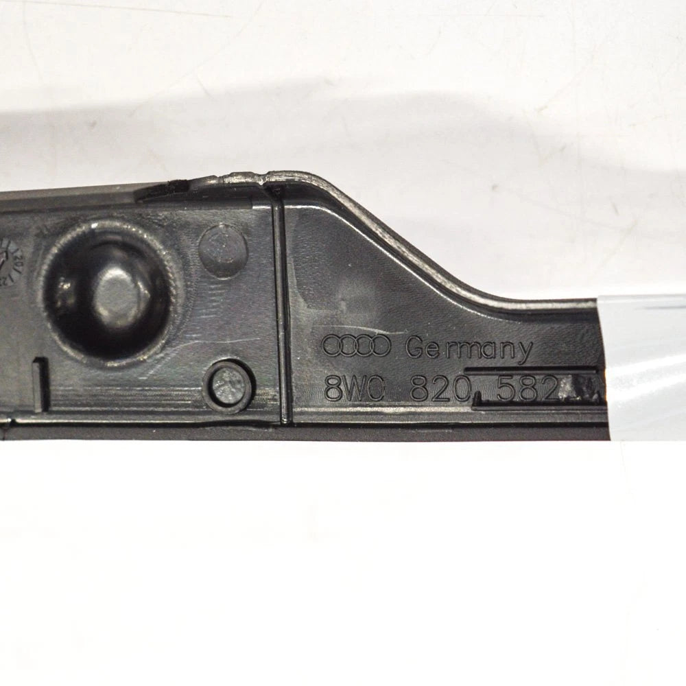 NEW AUDI A4 B9 FRONT RIGHT FENDER COVER TRIM 8W0820582C ORIGINAL