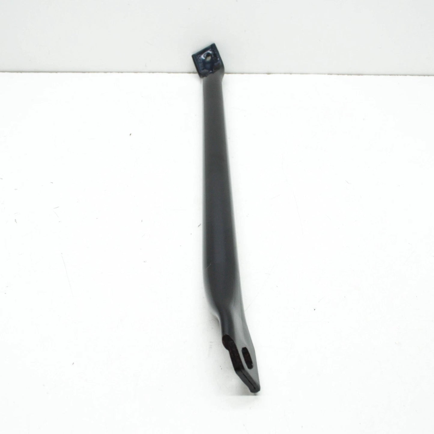 NEW BMW X5 G05 FRONT PANEL RIGHT SUPPORT 51647445102 ORIGINAL