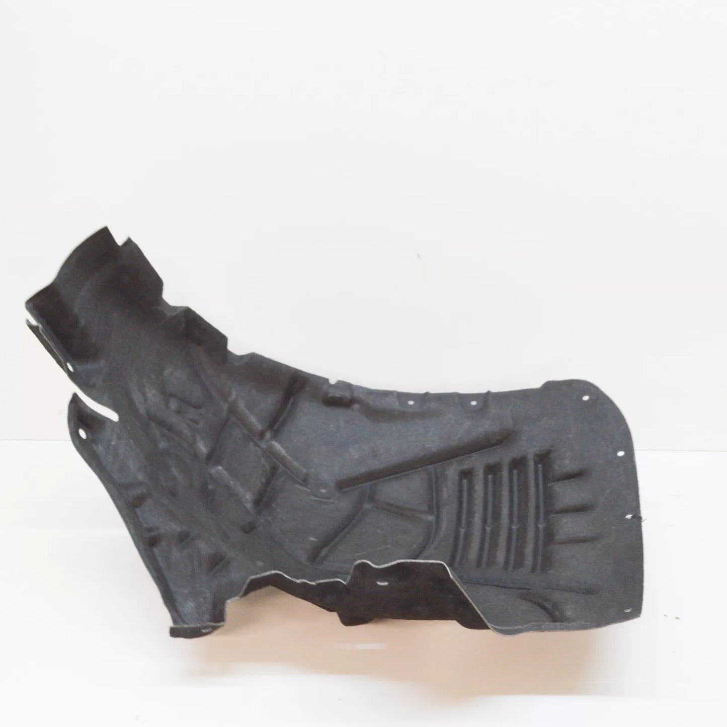 NEW AUDI Q7 4M FRONT RIGHT WHEEL HOUSING LINER FRONT PART 4M0821172R ORIGINAL