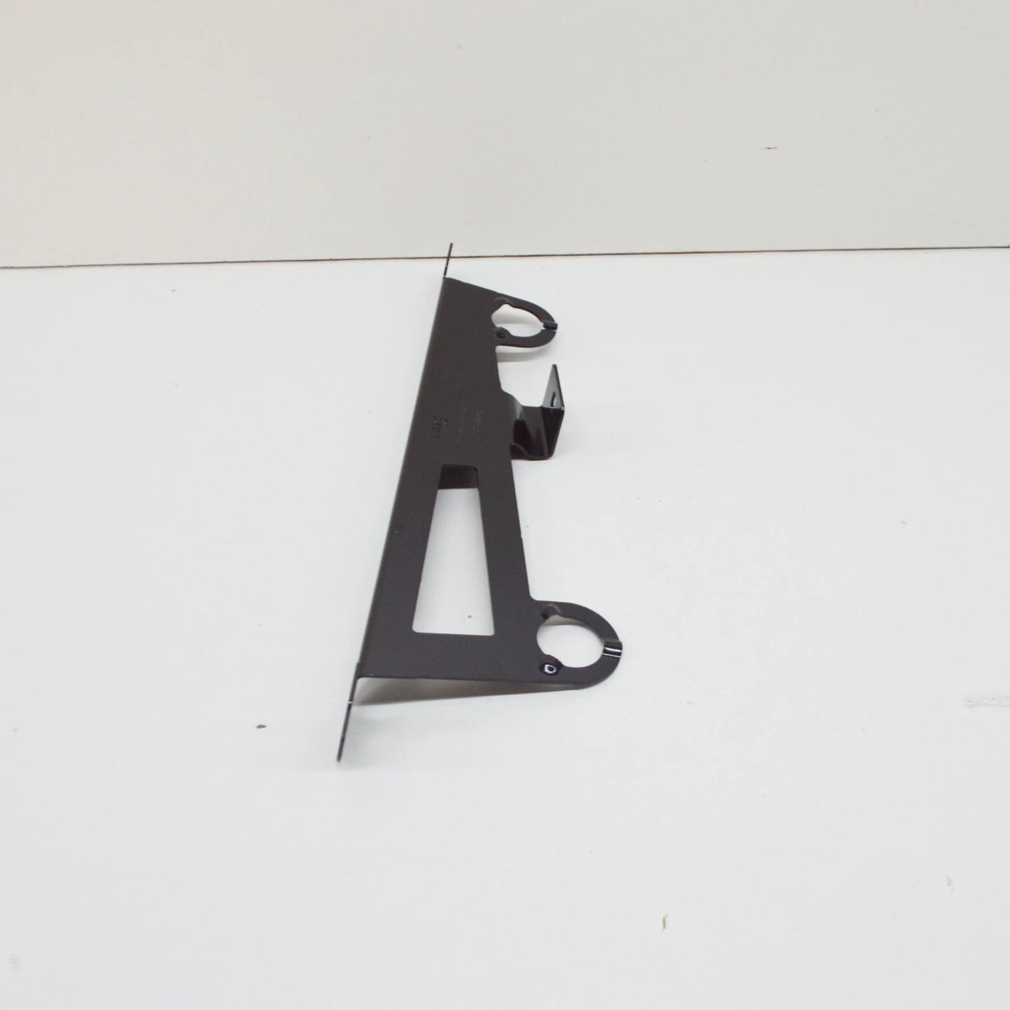 NEW BMW M4 G82 FRONT LEFT BUMPER CARRIER CROSS BAR BRACKET 51118074895 ORIGINAL