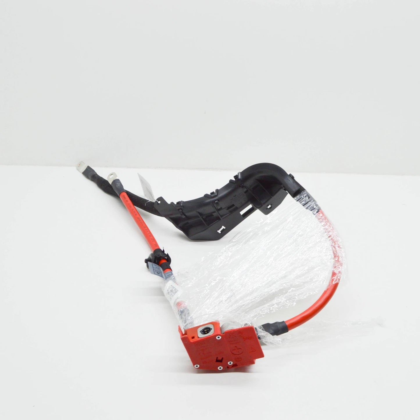 NEW BMW 5 G30 POSITIVE BATTERY CABLE 5A69273 61125A69273 ORIGINAL