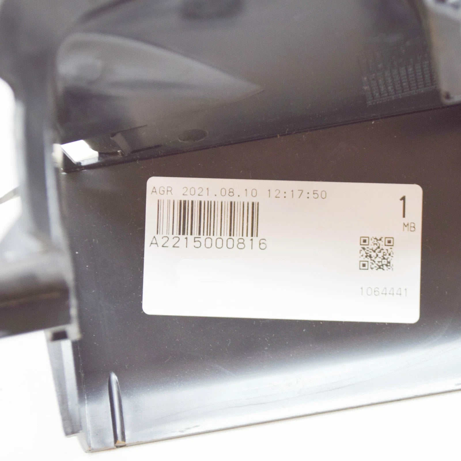 NEW MERCEDES-BENZ S W221 RADIATOR UPPER AIR DUCT A2215000816