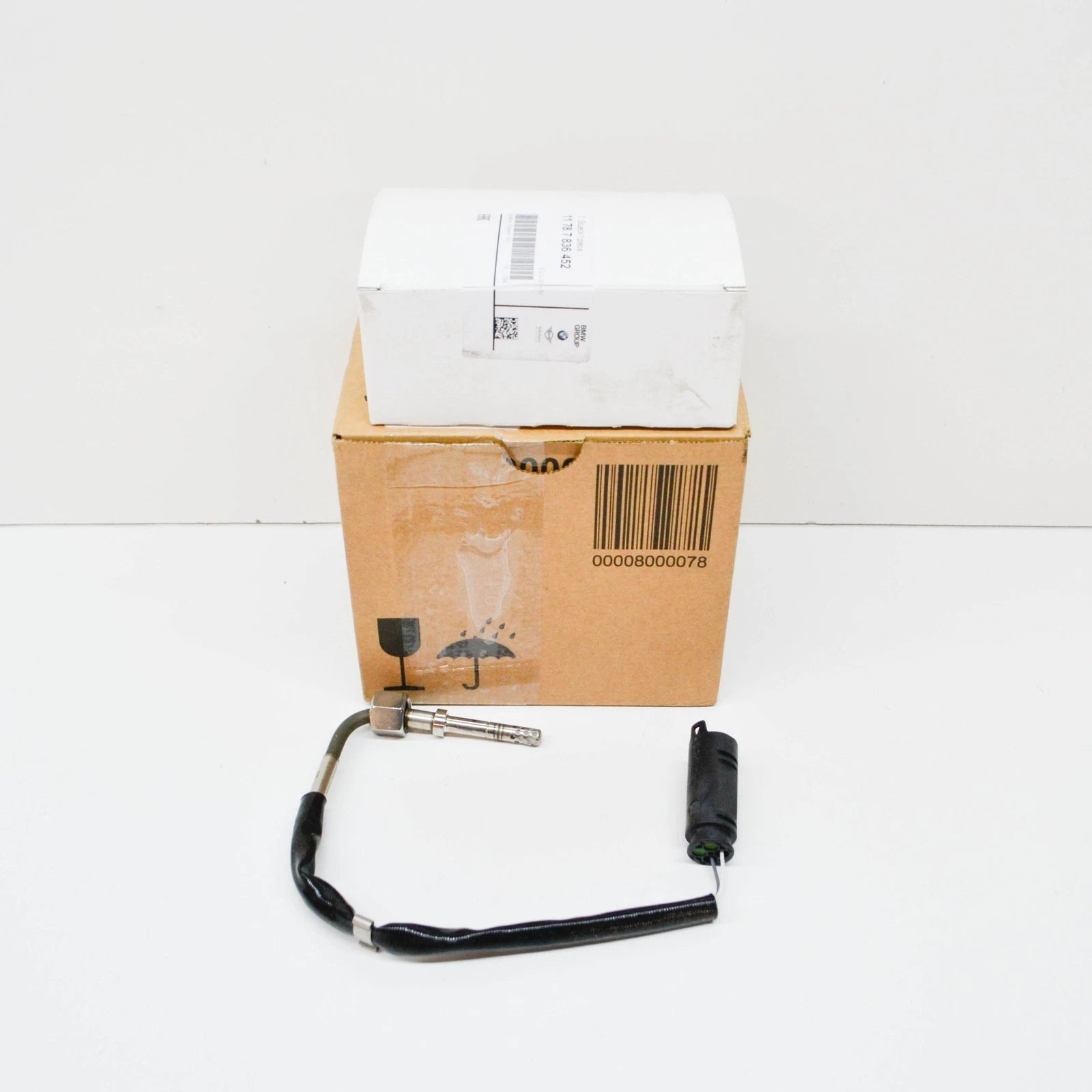 NEW BMW M5 E60 EXHAUST TEMPERATURE SENSOR 11787836452 7836452 ORIGINAL