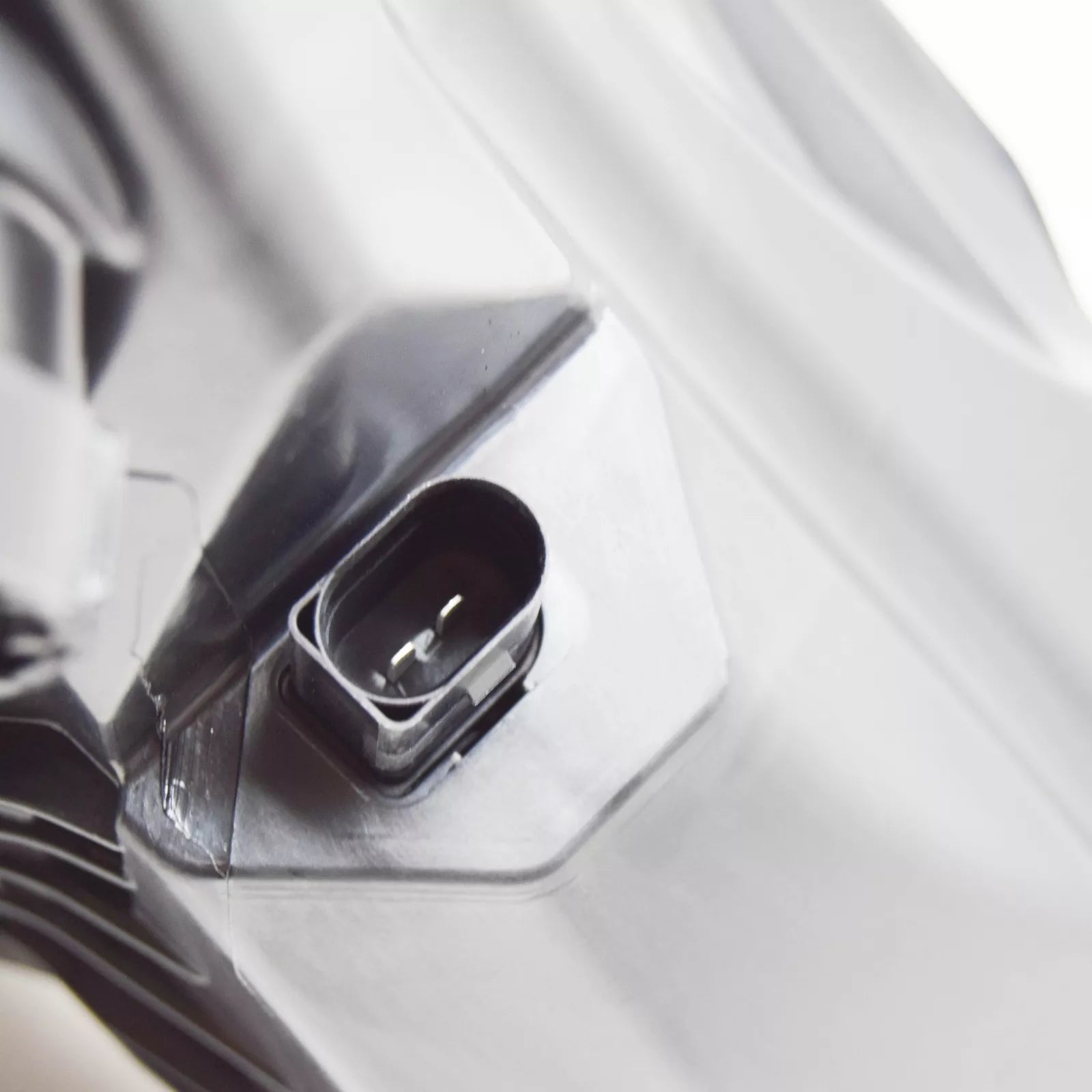 NEW AUDI A5 SPORTBACK 8T ENGINE AIR FILTER BOX 8K0133837BR ORIGINAL