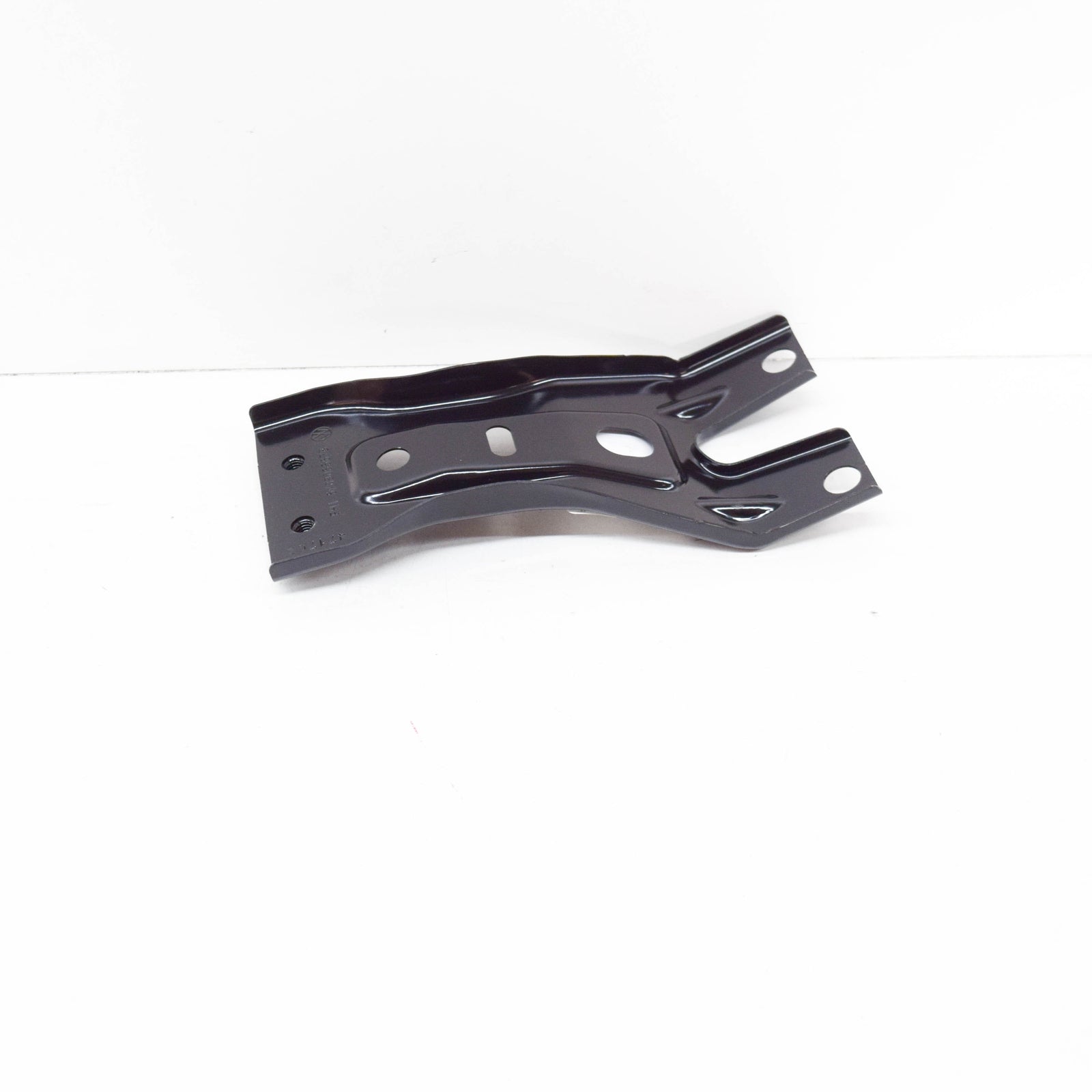 NEW VOLKSWAGEN GOLF MK6 BONNET LOCK SUPPORT BRACKET 5K0805567B ORIGINAL