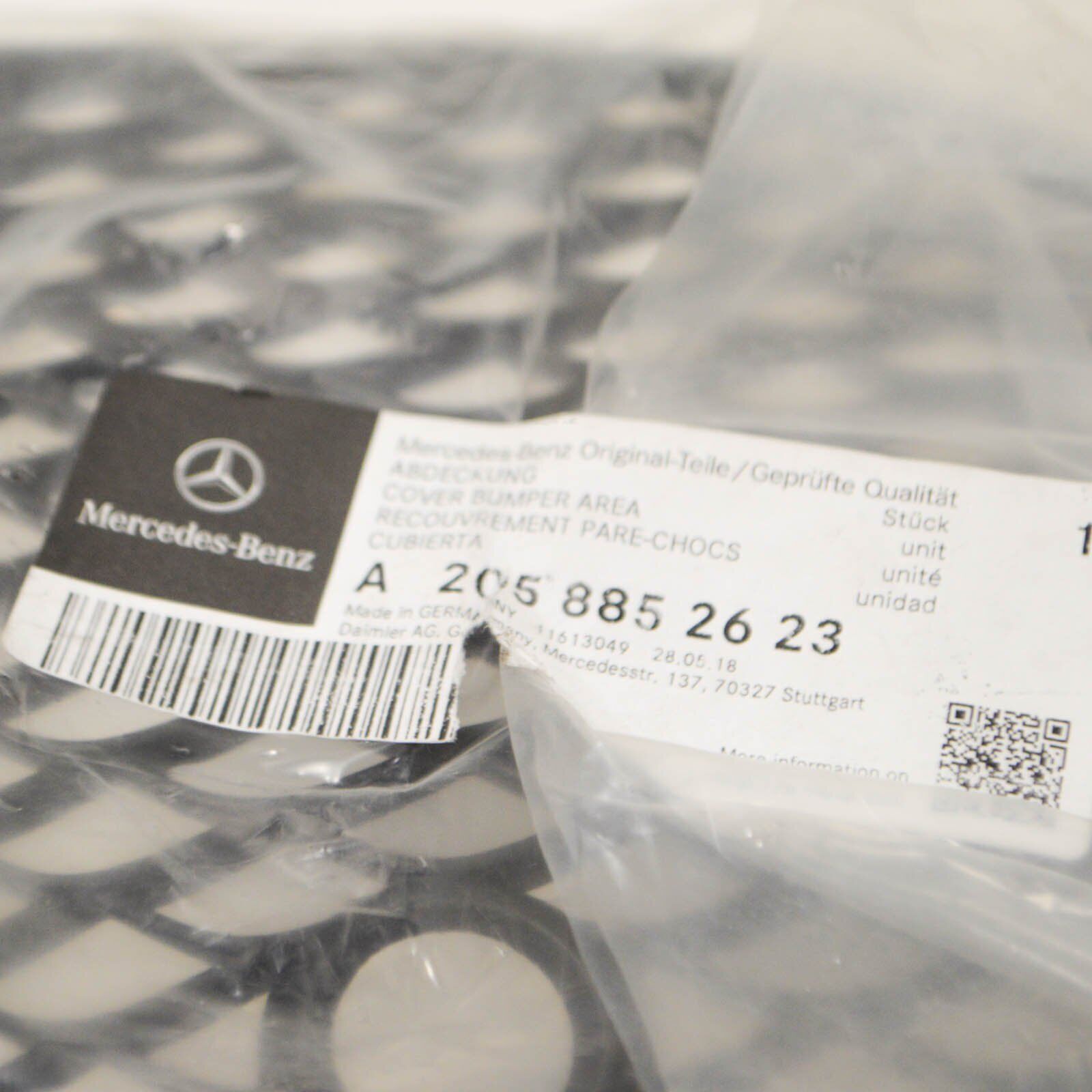 NEW MERCEDES-BENZ C-CLASS W205 FRONT BUMPER RIGHT GRILL A2058852623 2016