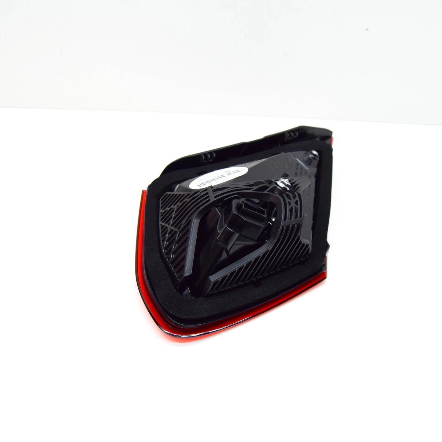 NEW MERCEDES-BENZ C COUPE C205 REAR RIGHT TAILGATE TAILLIGHT A2059063605