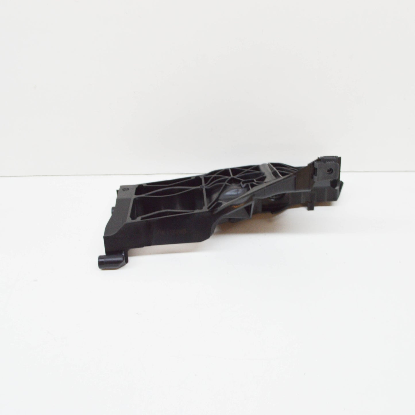 NEW AUDI A6 C7 FRONT RIGHT HEADLIGHT BRACKET 4G0805608 2013 ORIGINAL