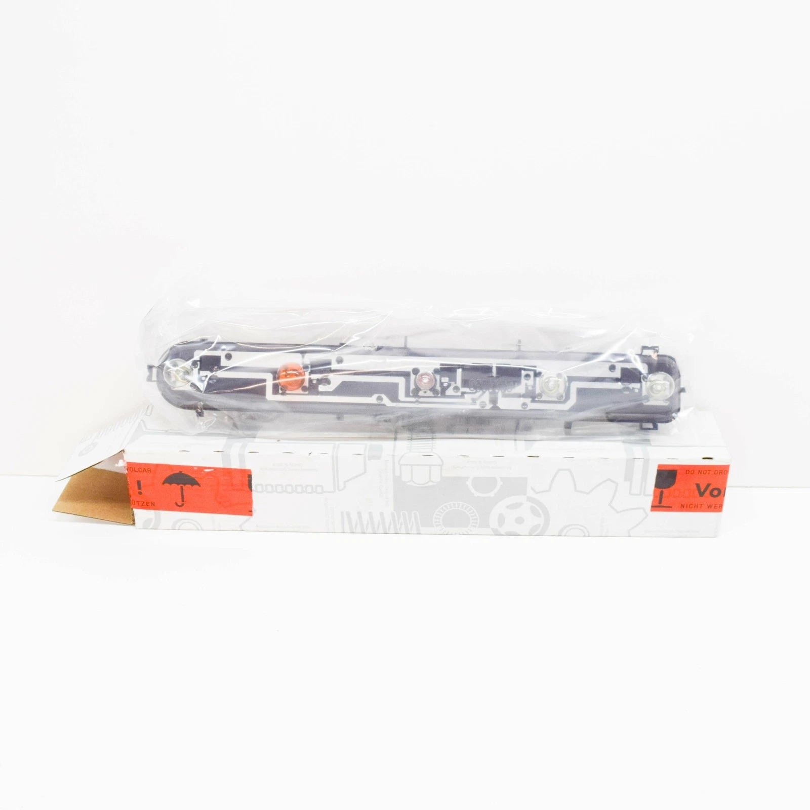 NEW MERCEDES BENZ SPRINTER 906 REAR LAMP BULB HOLDER A0008201377 ORIGINAL