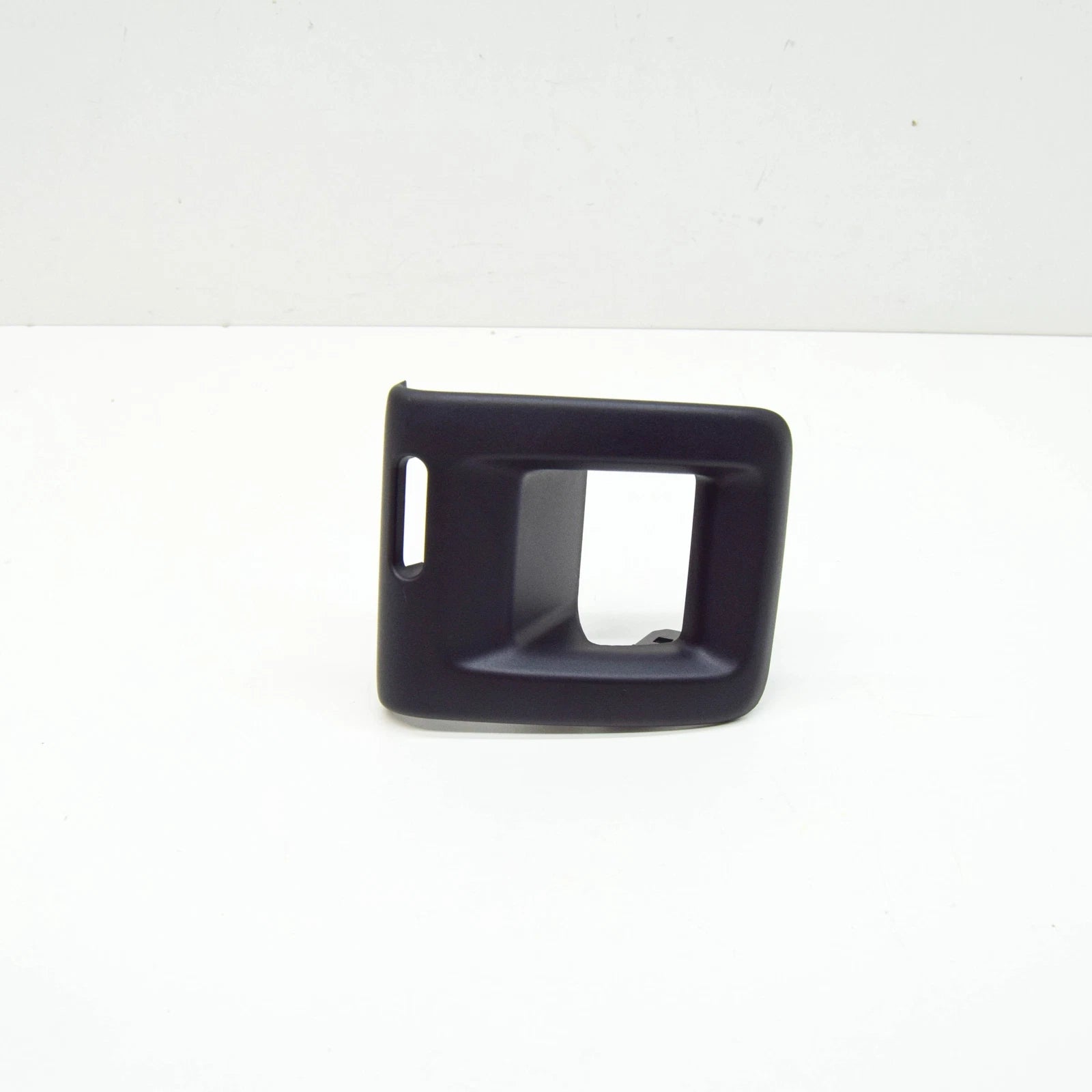 NEW CUPRA FORMENTOR REAR SEAT BACKREST LEFT LOCK TRIM 5G0885893B82V ORIGINAL