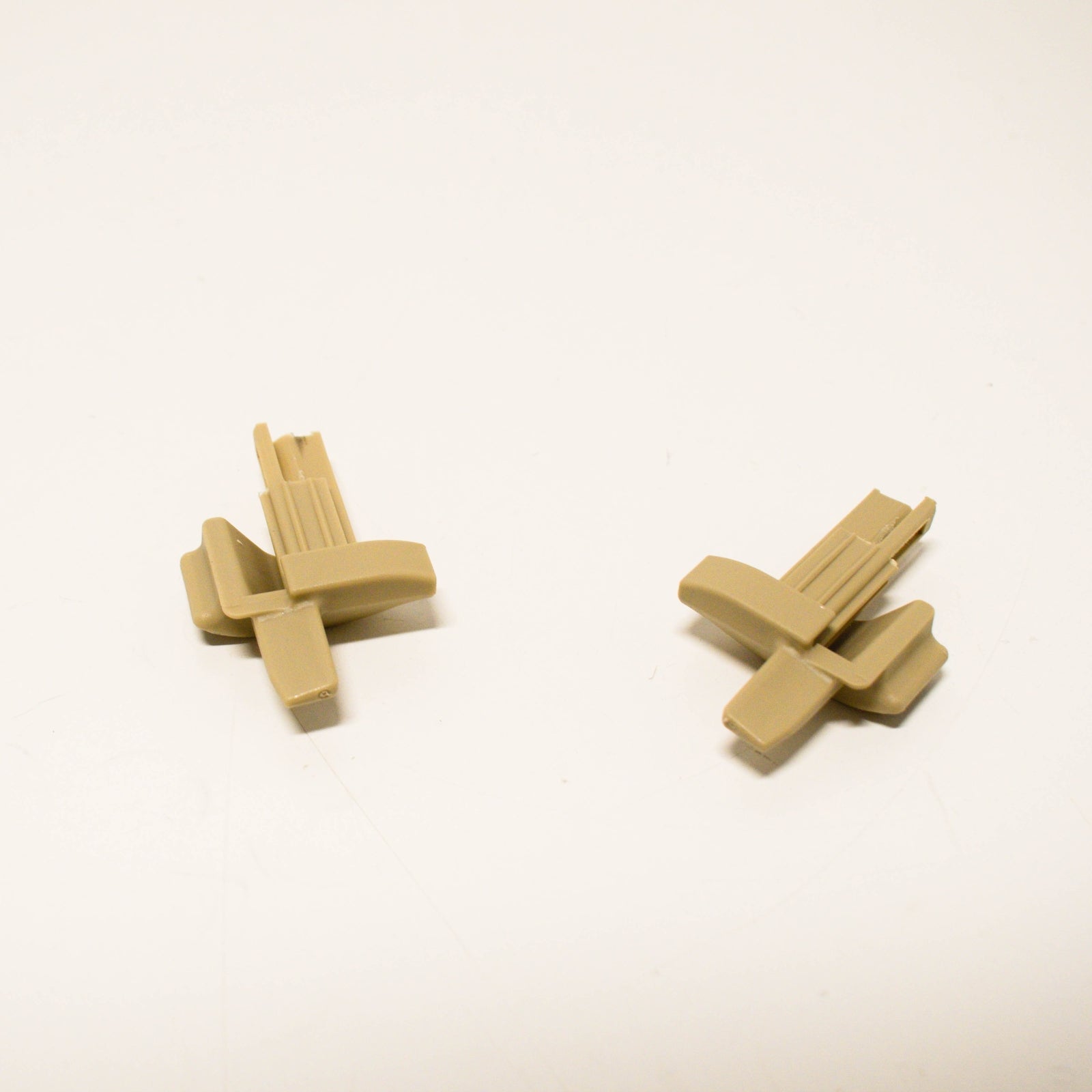 NEW MERCEDES-BENZ A-CLASS W169 PARCELSHELF PLASTIC CLIPS A16969302848K24