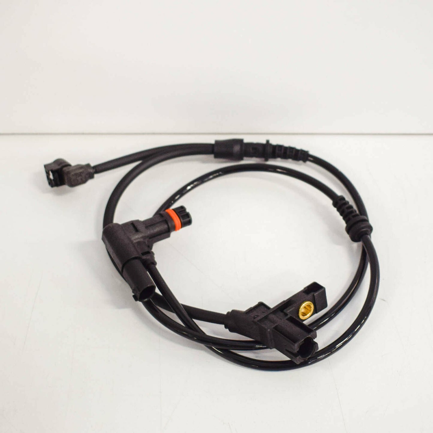 NEW MB E W212 FRONT RIGHT SHOCK ABSORBER BRAKE PAD SENSOR A212540460564 ORIGINAL