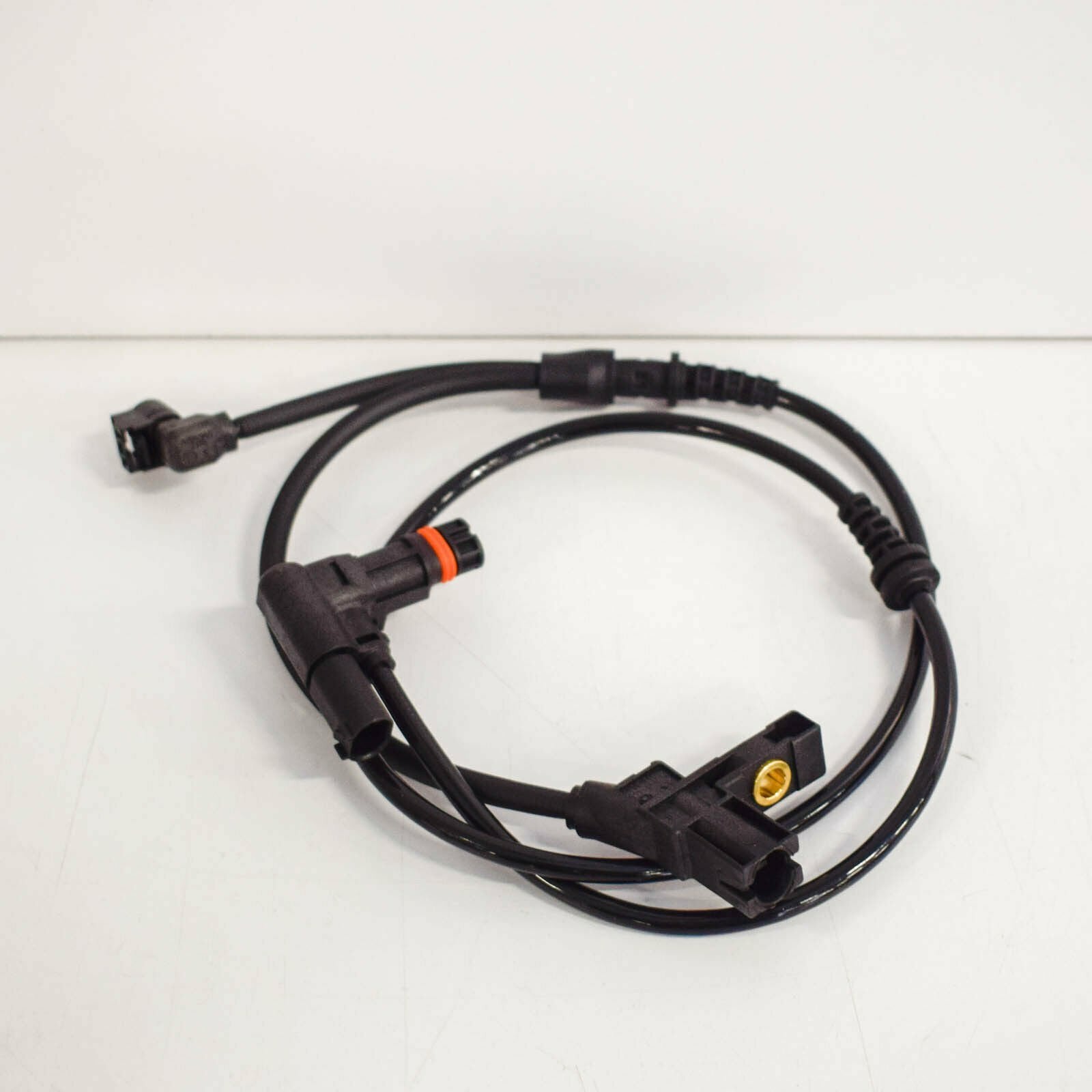 NEW MB E W212 FRONT RIGHT SHOCK ABSORBER BRAKE PAD SENSOR A212540460564 ORIGINAL