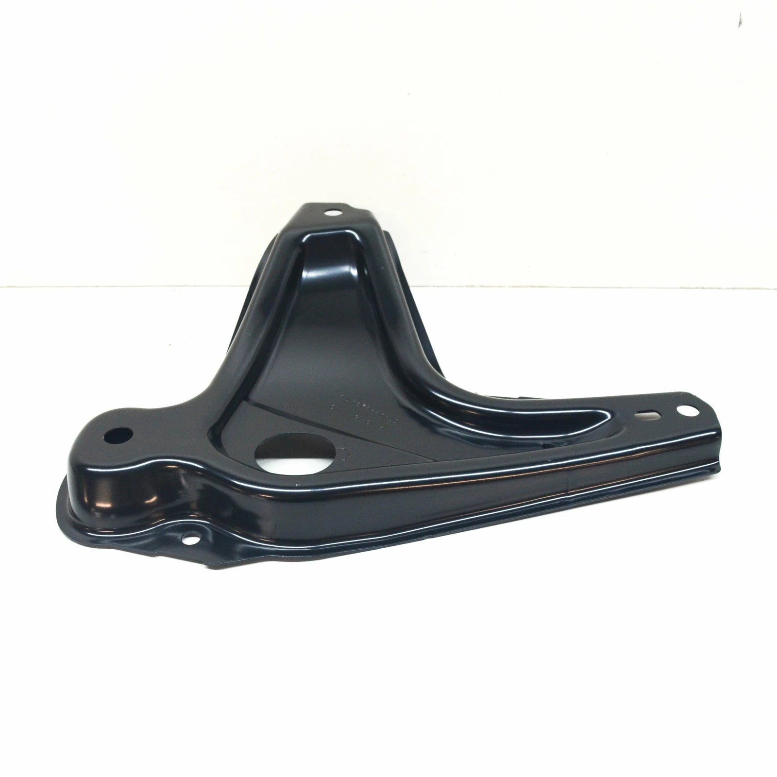 NEW MB GLE W167 FRONT RIGHT LOWER REAR FENDER RAIL HOLDER A1676221800 ORIGINAL