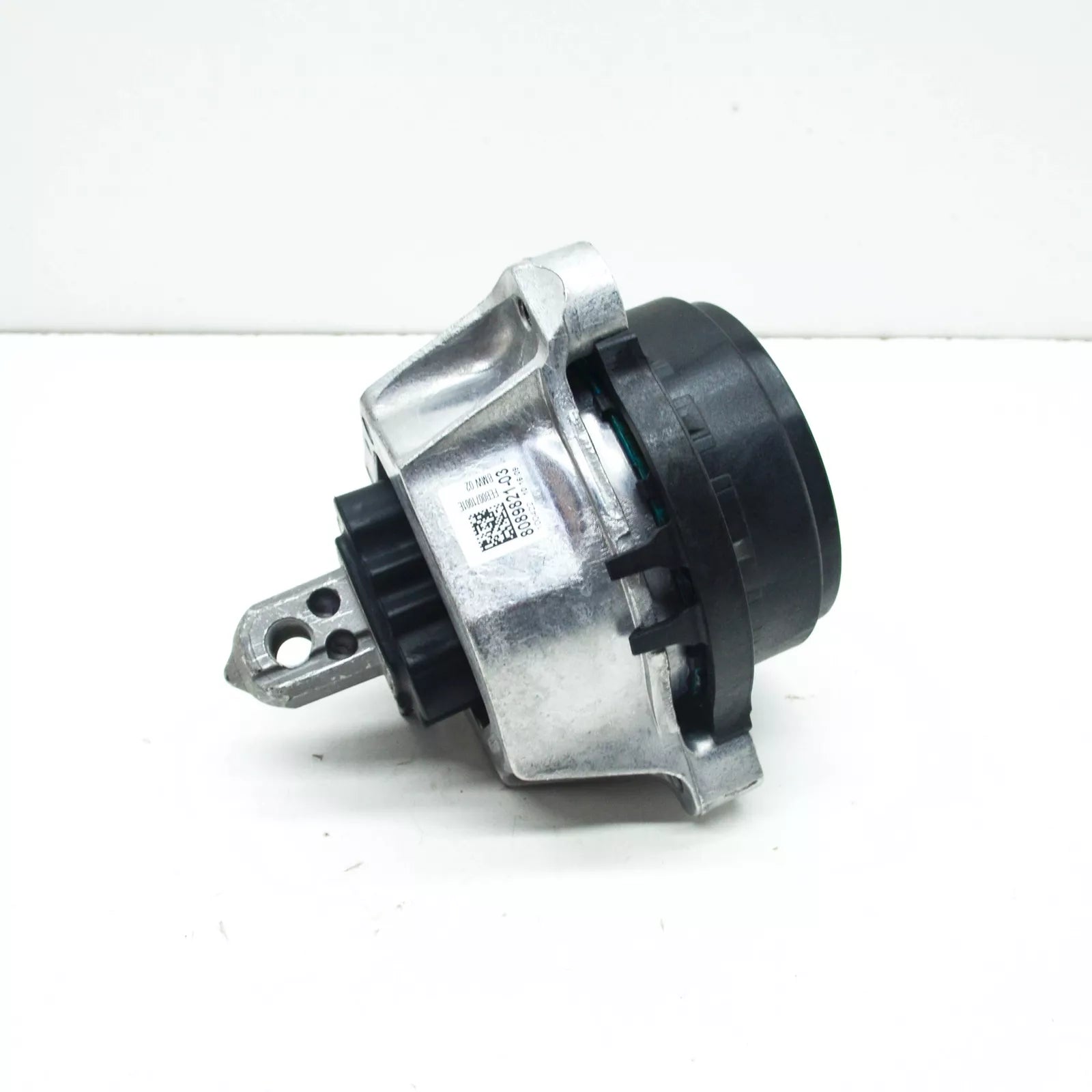 NEW BMW M5 F90 LEFT SIDE ENGINE MOUNT 8089821 22118089821 ORIGINAL