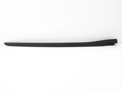 NEW BMW 4 G22,G82 FRONT WINDSHIELD LEFT VERTICAL TRIM DRIP 51137475009 ORIGINAL