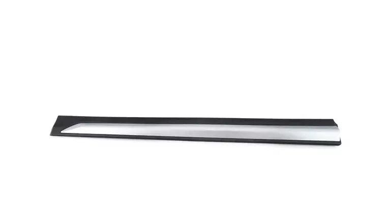 NEW BMW X3 F25 FRONT RIGHT ROCKER PANEL MOULDING X-LINE 51137352556 ORIGINAL