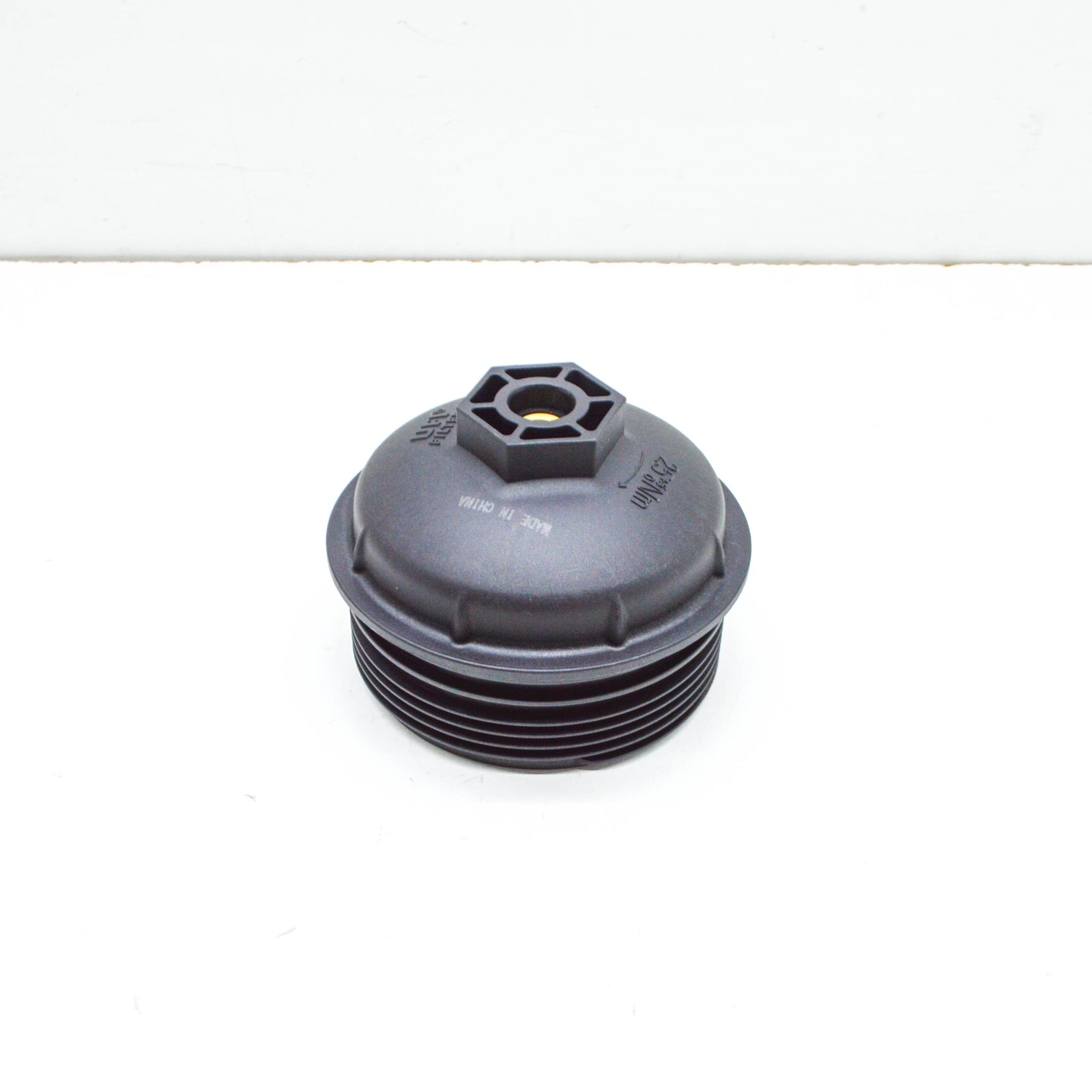 NEW VOLKSWAGEN PASSAT CC OIL FILTER HOUSING CAP COVER 03H115433 ORIGINAL