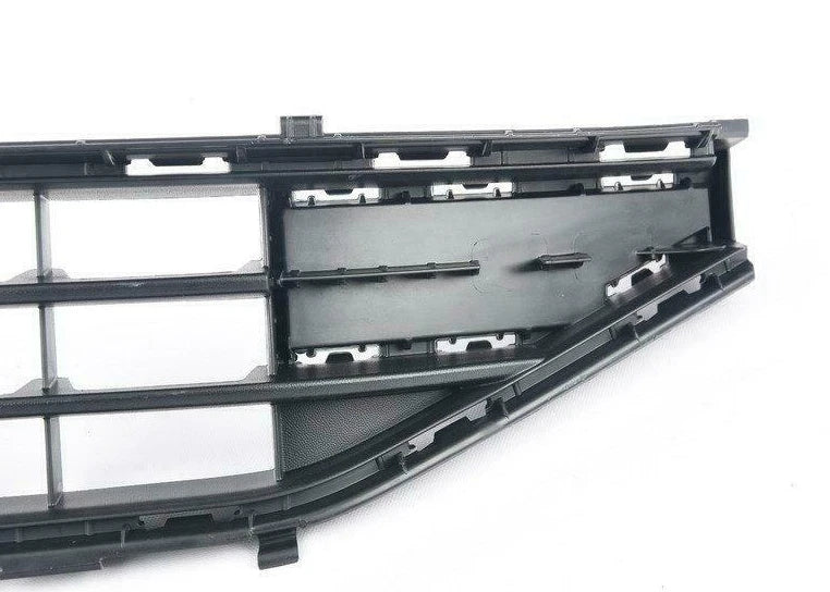 NEW VOLKSWAGEN JETTA A7 FRONT BUMPER LOWER GRILLE 17A8536779B9 ORIGINAL
