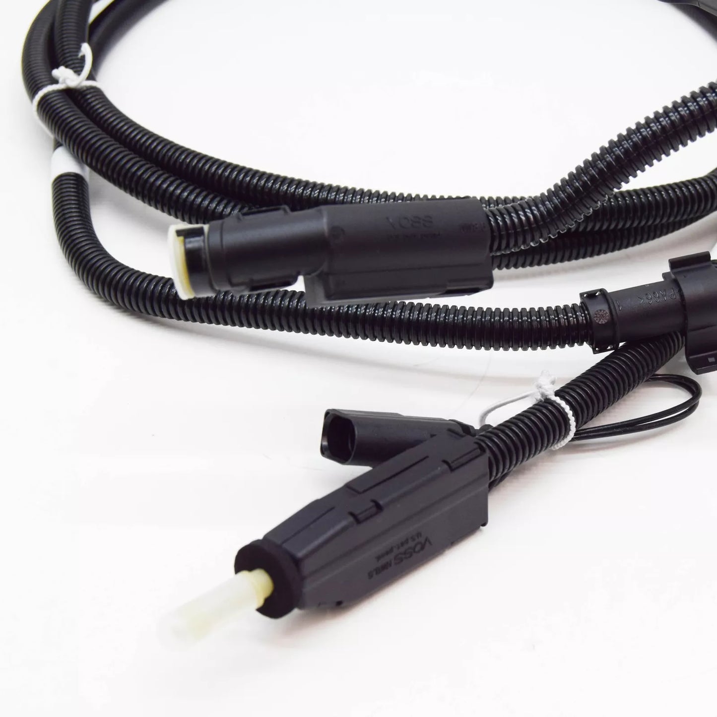 NEW VW PASSAT B8 3G REDUCING AGENT INJECTOR METERING LINE 3Q0131984AD ORIGINAL