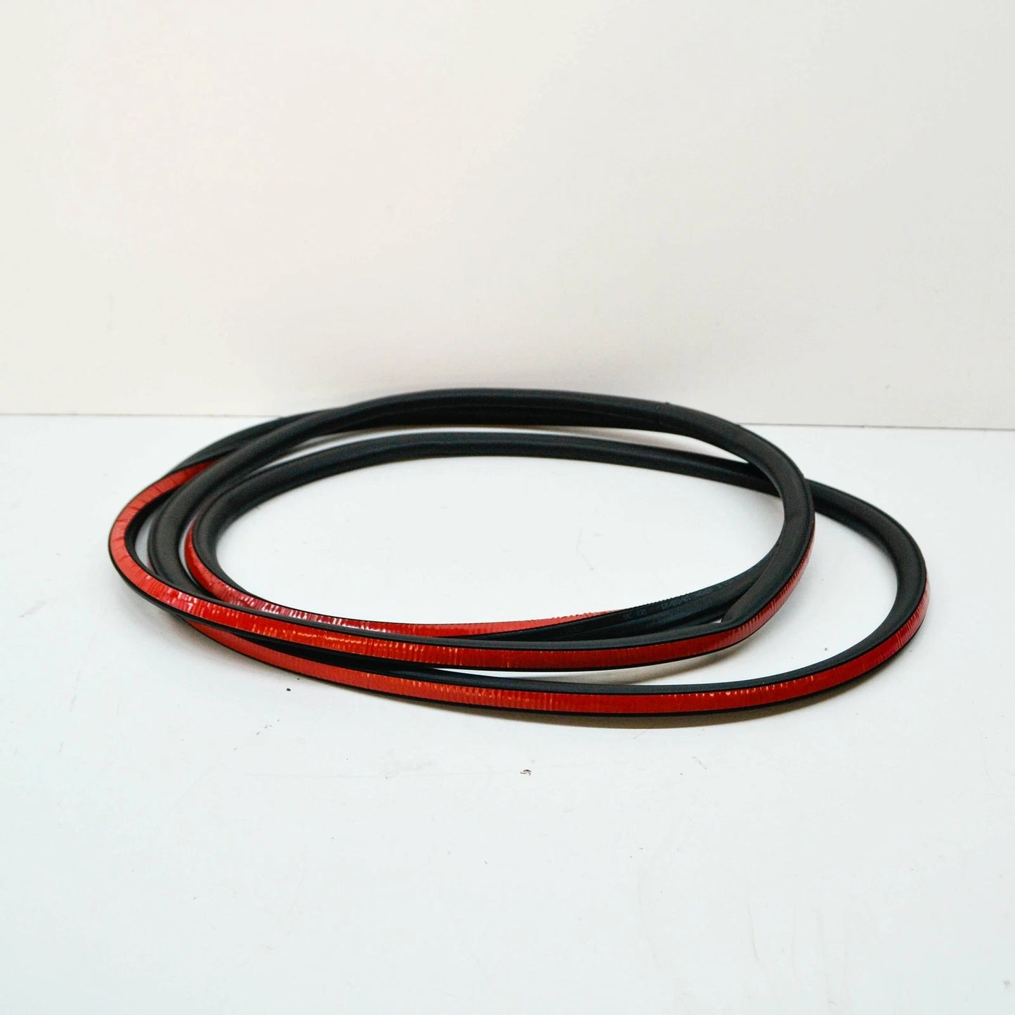 NEW AUDI Q7 4M FRONT LEFT DOOR SURROUD OUTER SEAL 4M0837911E ORIGINAL