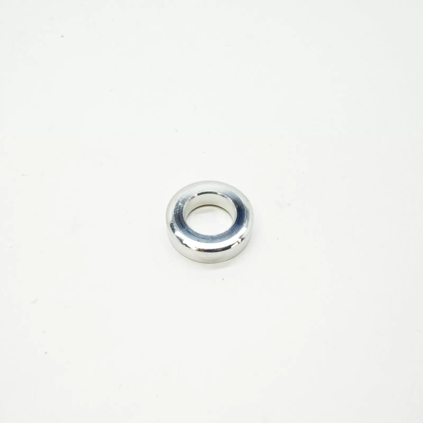 NEW VOLKSWAGEN BEETLE 9C FRONT AXLE STRUT UPPER SPACER 1J0412311A ORIGINAL