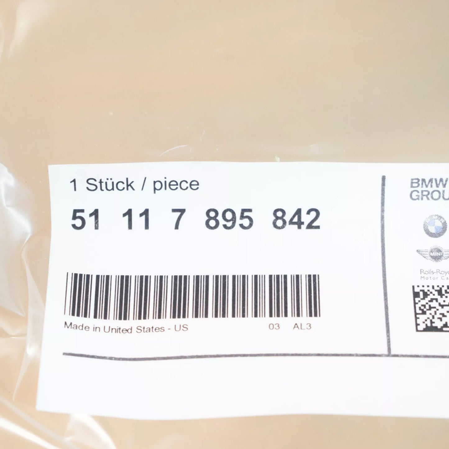 NEW BMW Z4 COUPE E86 FRONT BUMPER CENTER GRILL 51117895842 7895842 ORIGINAL