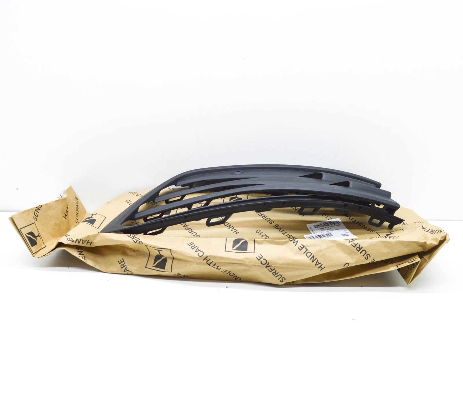 NEW VOLKSWAGEN GOLF MK8 CD1 FRONT BUMPER RIGHT GRILLE 5H0853666J9B9 GENYUNE