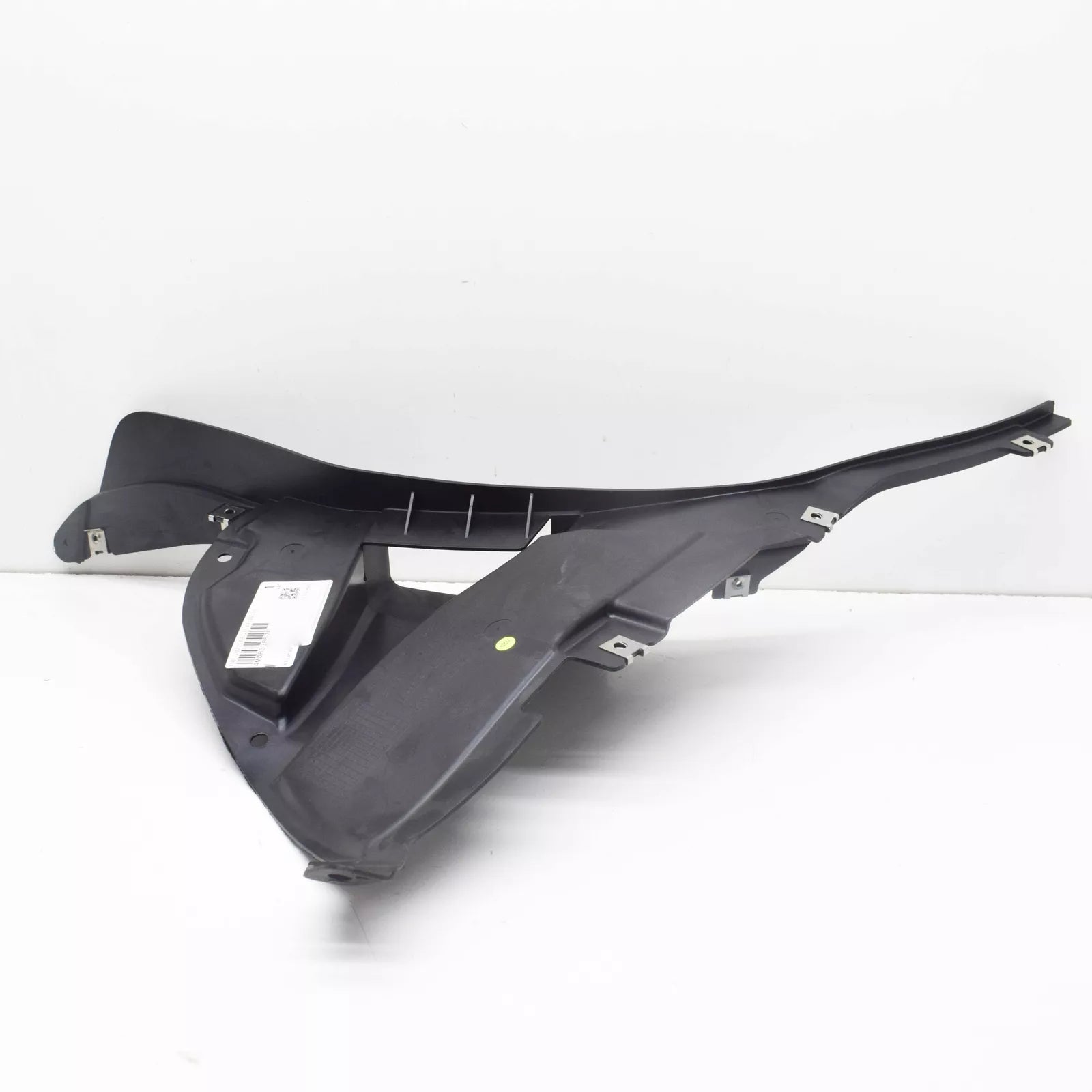 NEW AUDI Q7 4M FRONT LEFT INNER WHEEL SPOILER 4M0853887E