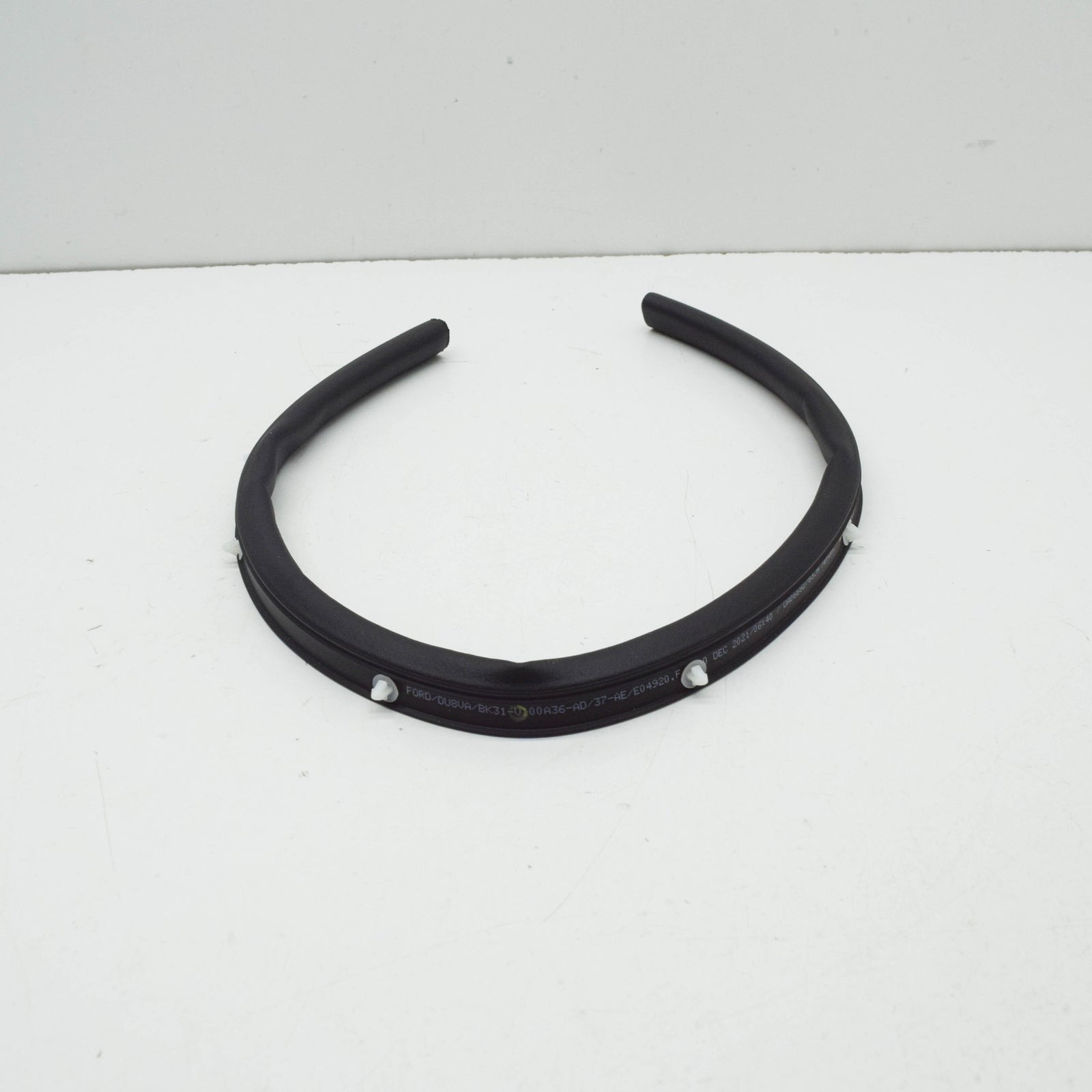 new ford transit mk4 front left door seal bk31-v100a37-ae 2367644 original