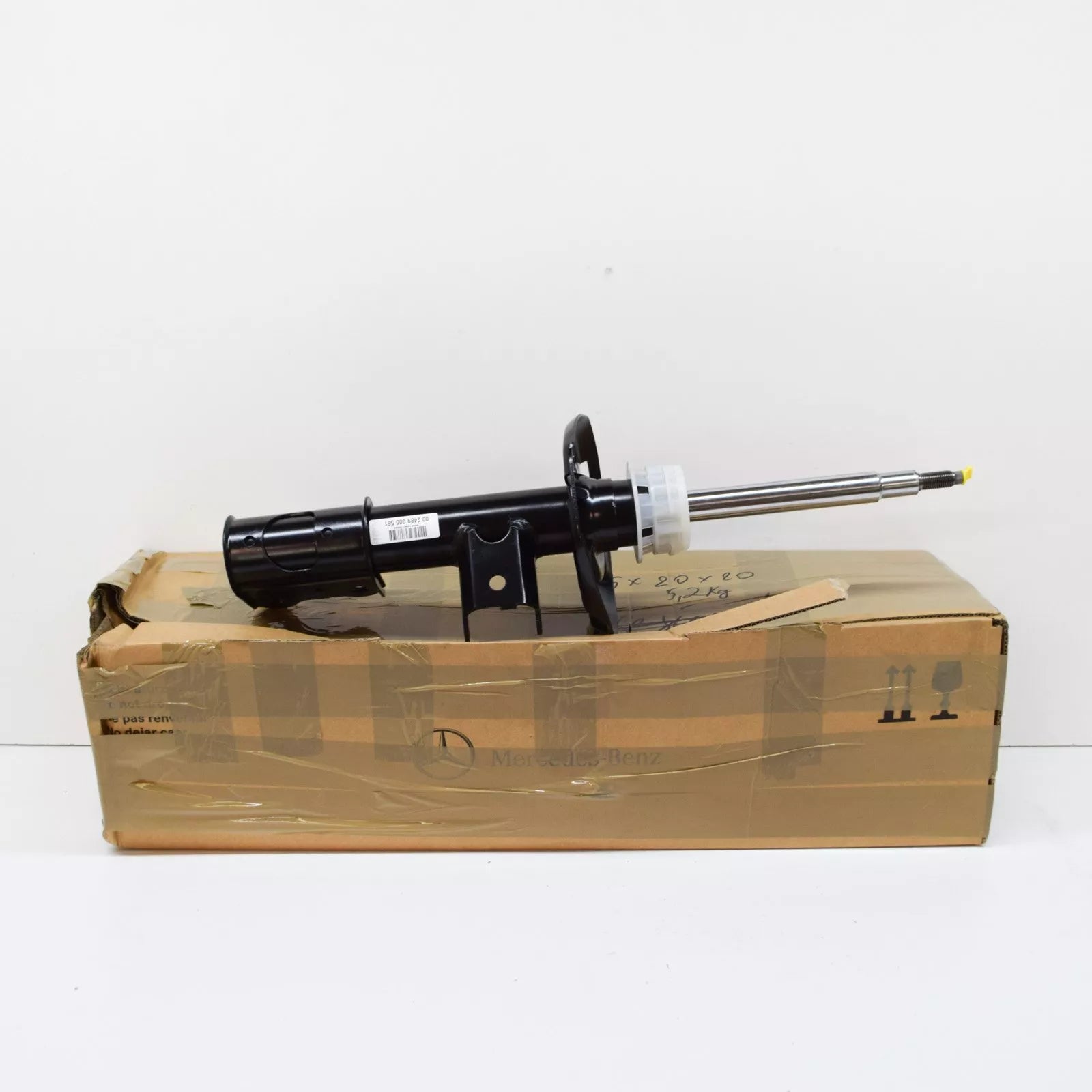 NEW MERCEDES-BENZ CLA C117 FRONT LEFT SHOCK ABSORBER STRUT A1763234700 ORIGINAL