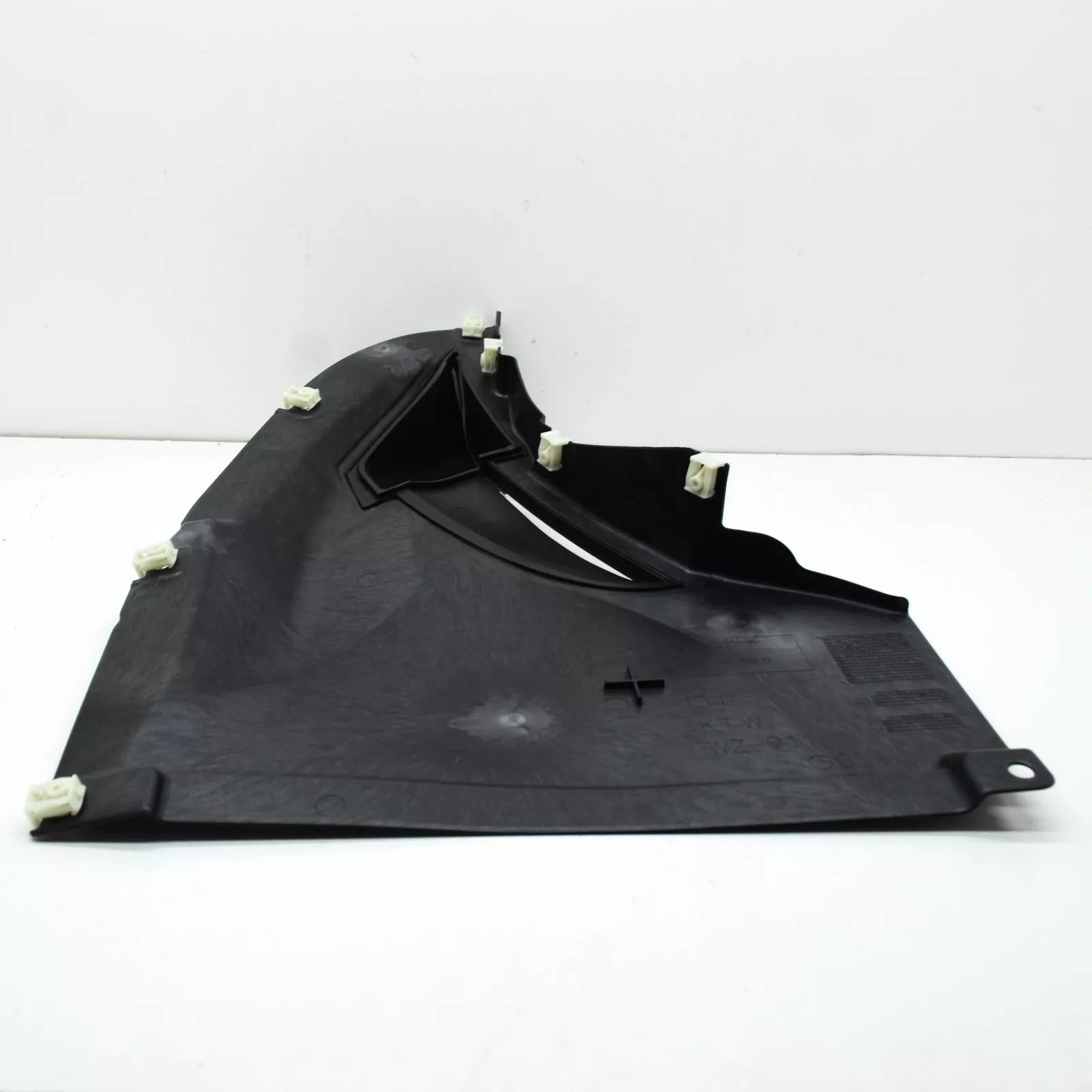 NEW BMW X3 G01 FRONT WHEEL ARCH LOWER BOTTOM RIGHT TRIM 51717445680 ORIGINAL