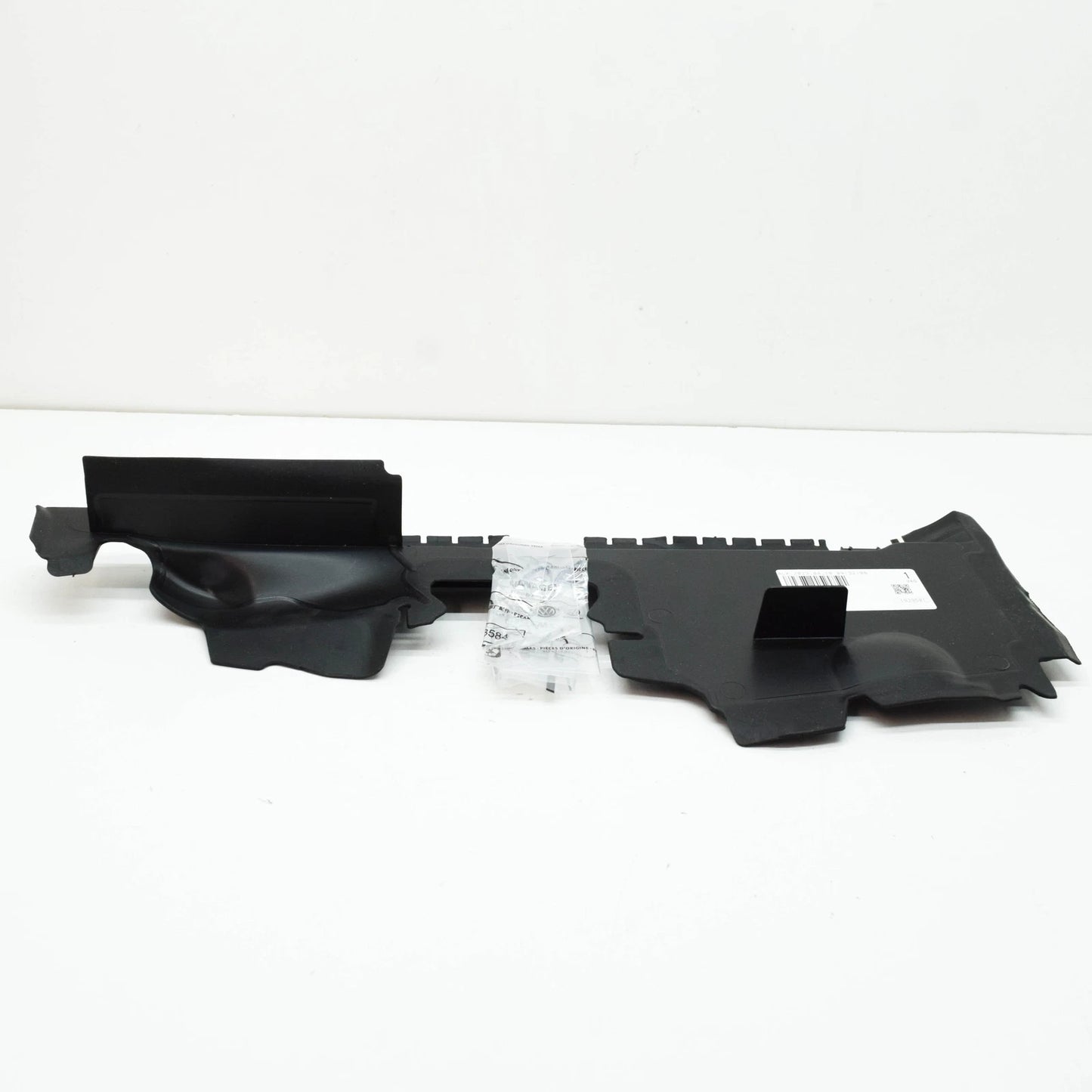 NEW AUDI RS6 AVANT RIGHT RADIATOR AIR GUIDE 4G9121284H ORIGINAL