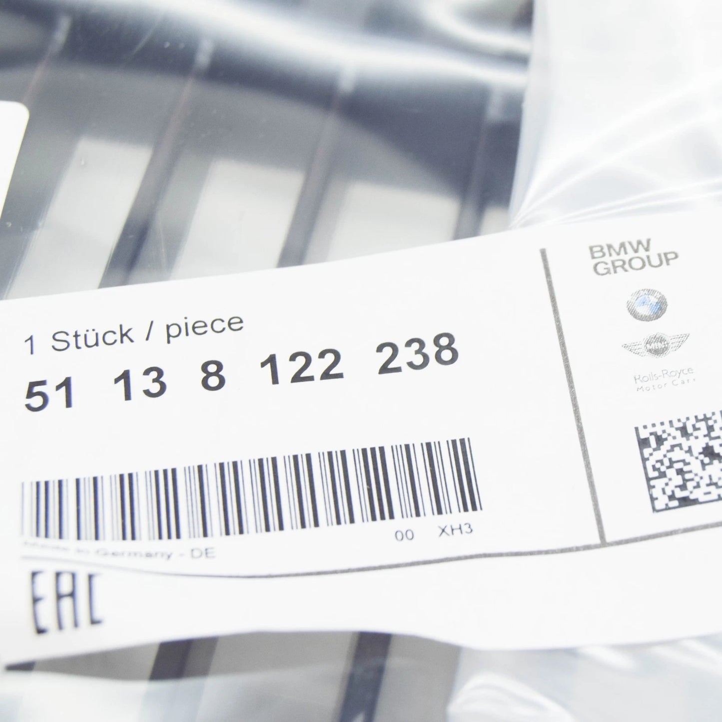 NEW BMW 3 SERIES E36 FRONT RADIATOR KIDNEY GRILLE RIGHT 8122238 51138122238