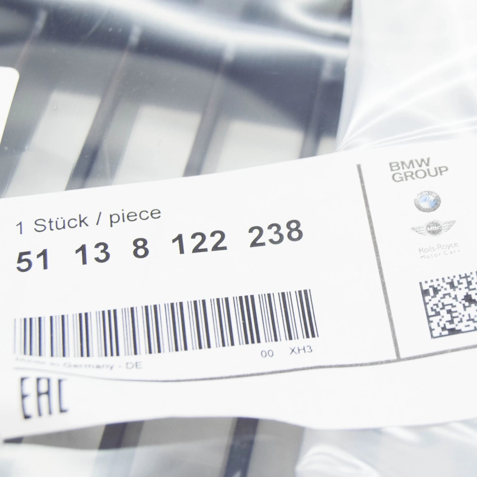 NEW BMW 3 SERIES E36 FRONT RADIATOR KIDNEY GRILLE RIGHT 8122238 51138122238