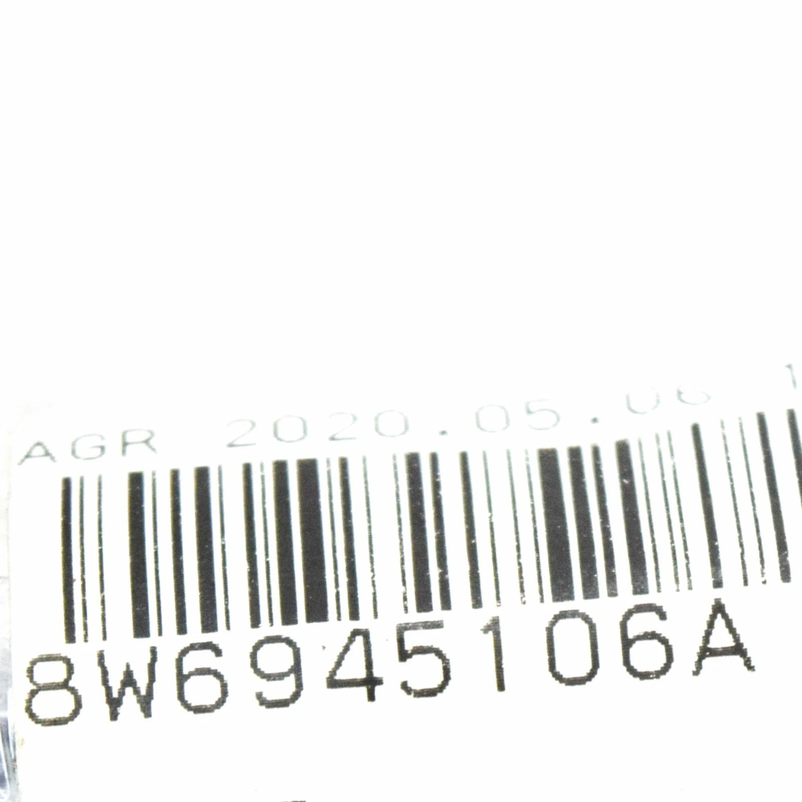 NEW AUDI A5 CABRIO 8W6 REAR RIGHT BUMPER REFLECTOR 8W6945106A ORIGINAL