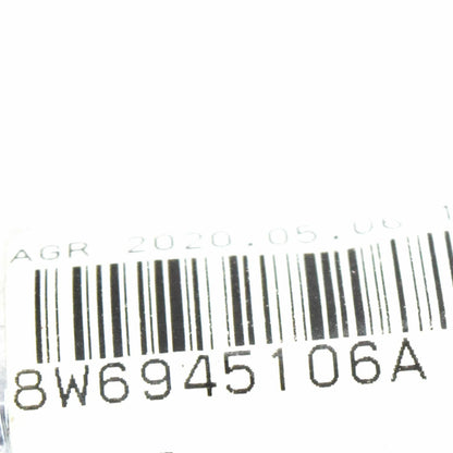 NEW AUDI A5 CABRIO 8W6 REAR RIGHT BUMPER REFLECTOR 8W6945106A ORIGINAL