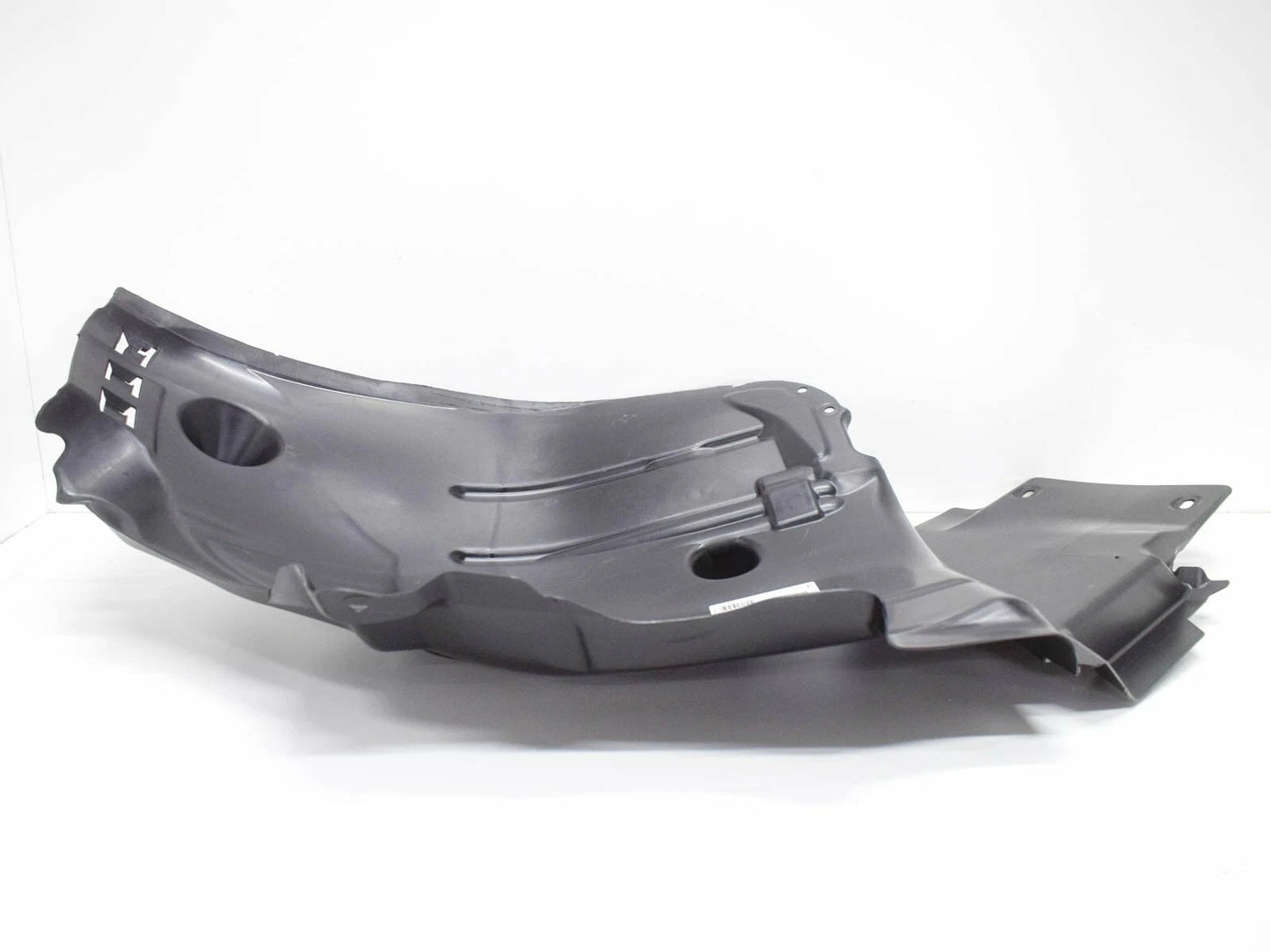 NEW MERCEDES-BENZ C-CLASS W205 FRONT LEFT ARCH LINER REAR PART A2056912900