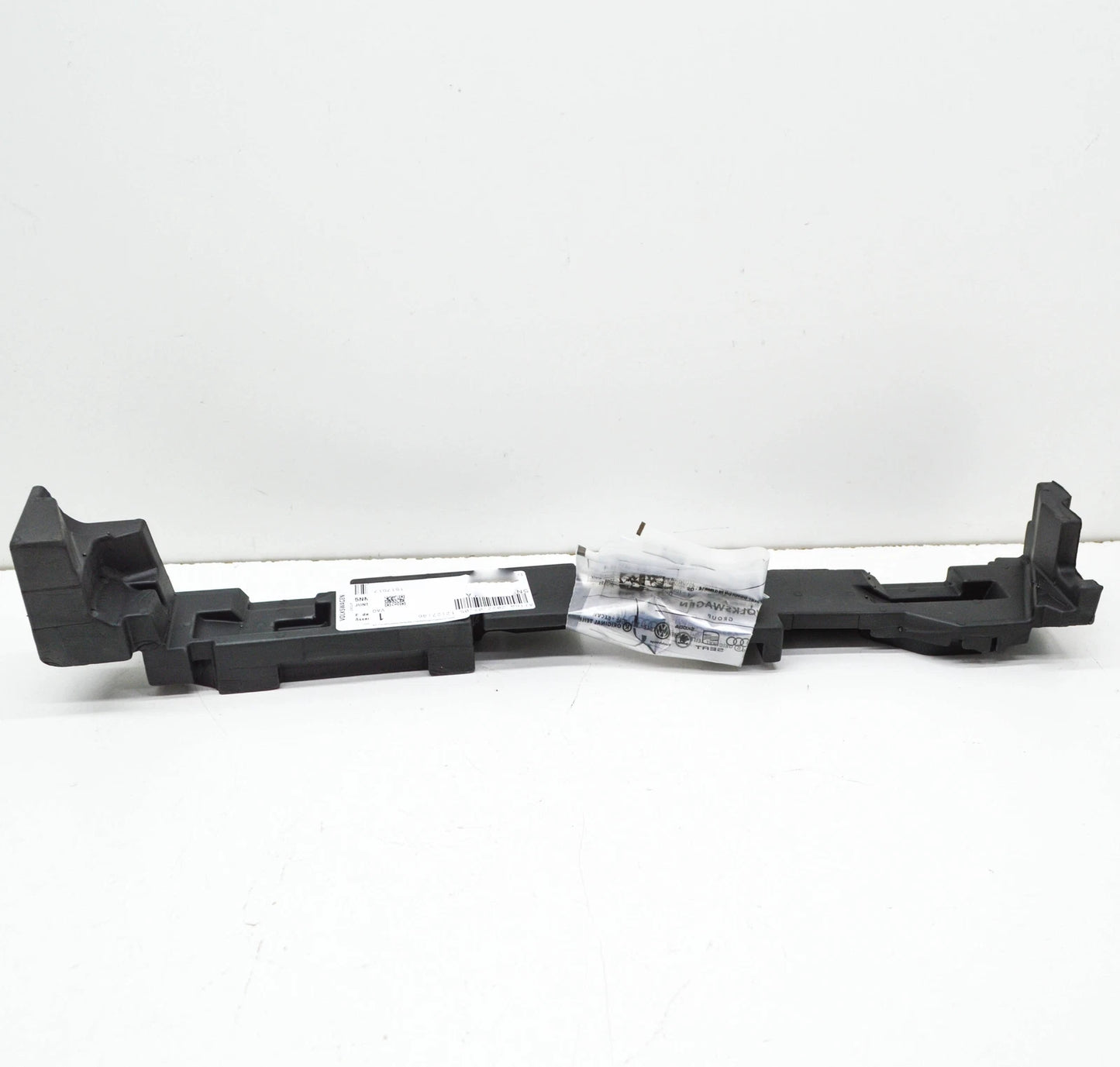 NEW VOLSWAGEN TIGUAN AD LEFT RADIATOR SEALING RUBBER 5NN121331A ORIGINAL